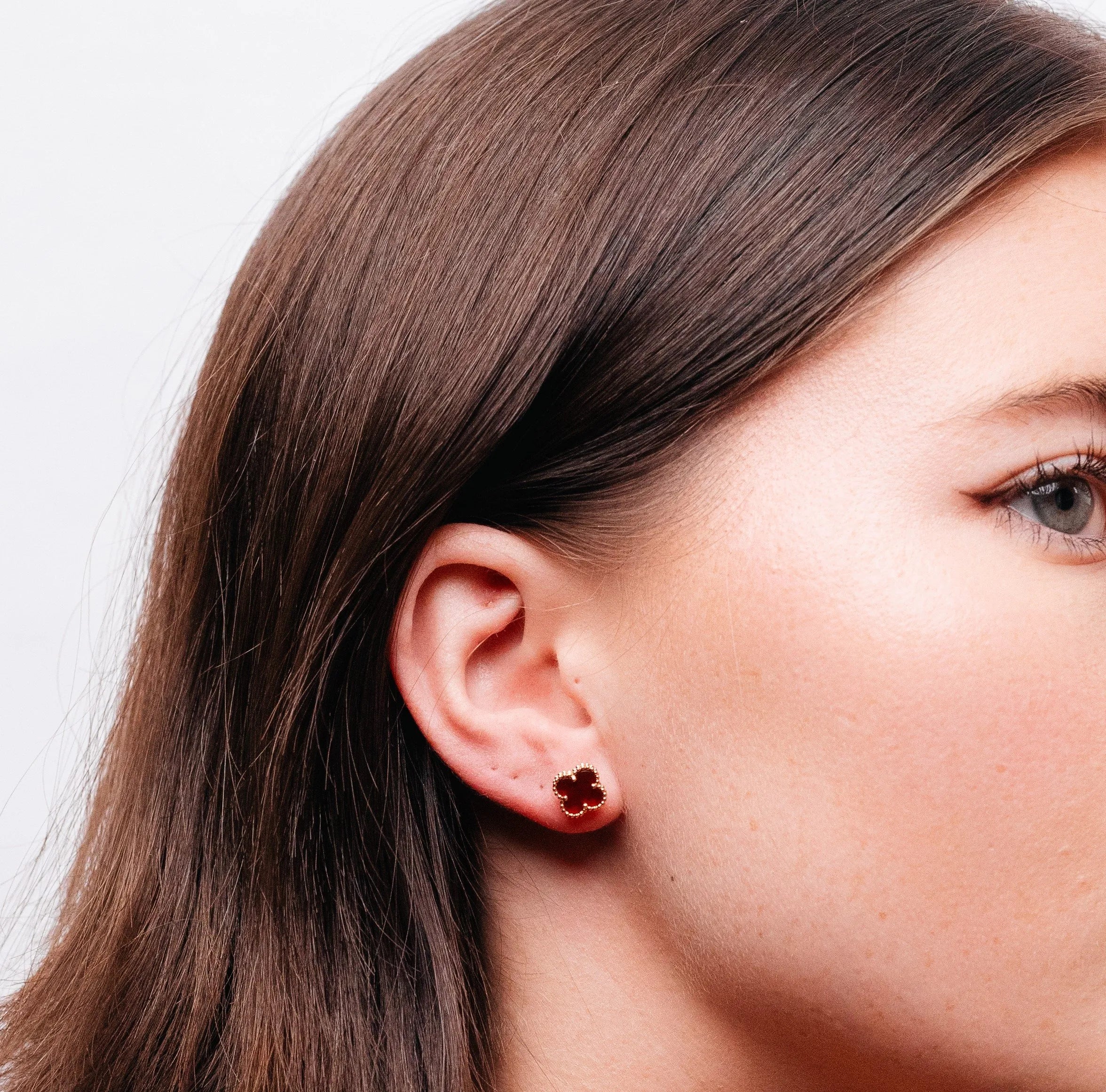 Alizia Clove Stud Earrings