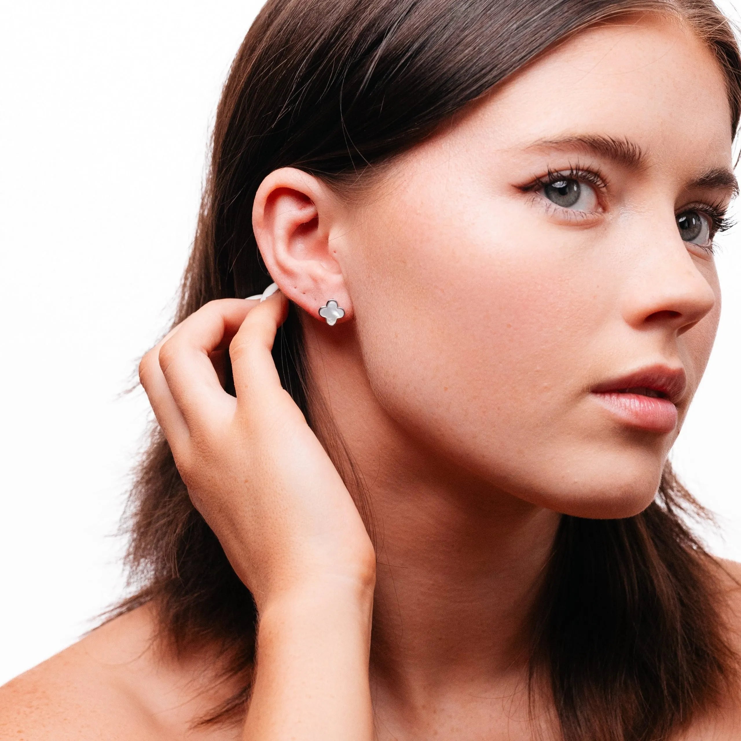 Alizia Clove White Marble Earring