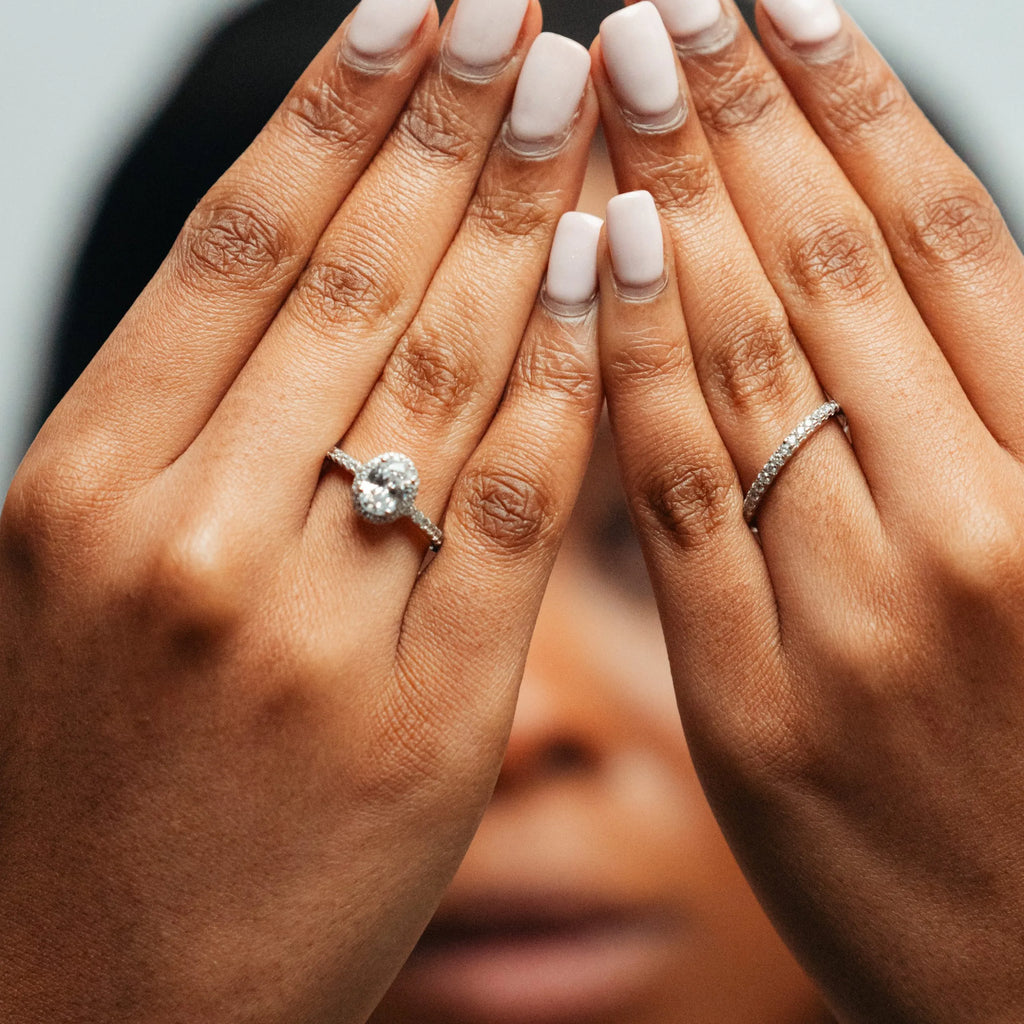 Alizia Oval Halo Ring