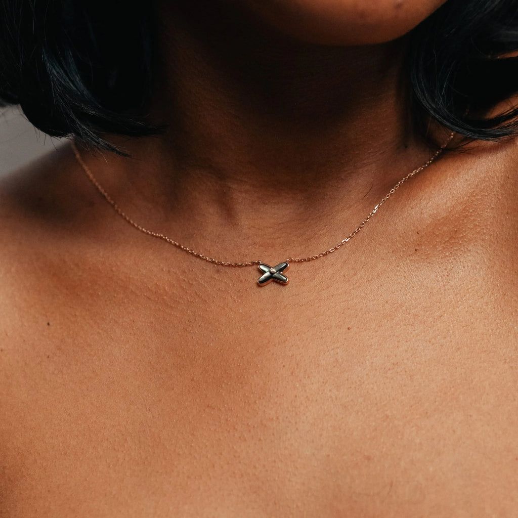 Alizia Mini X Short Necklace