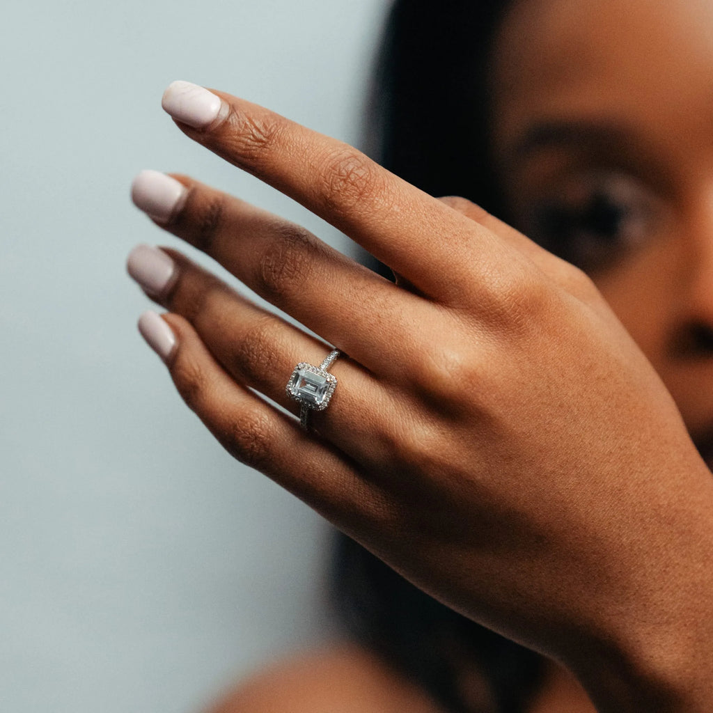 Alizia Big Emerald Ring