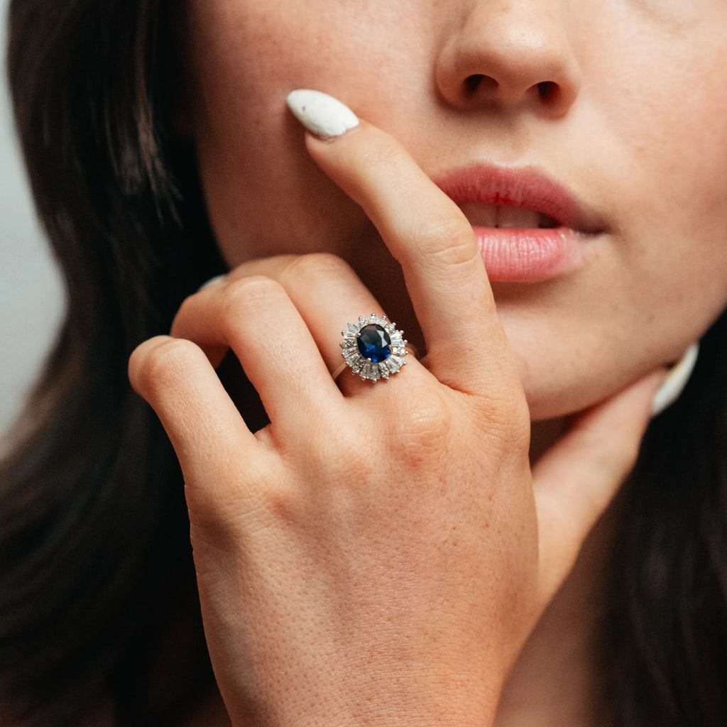 Alizia Lady D Ring