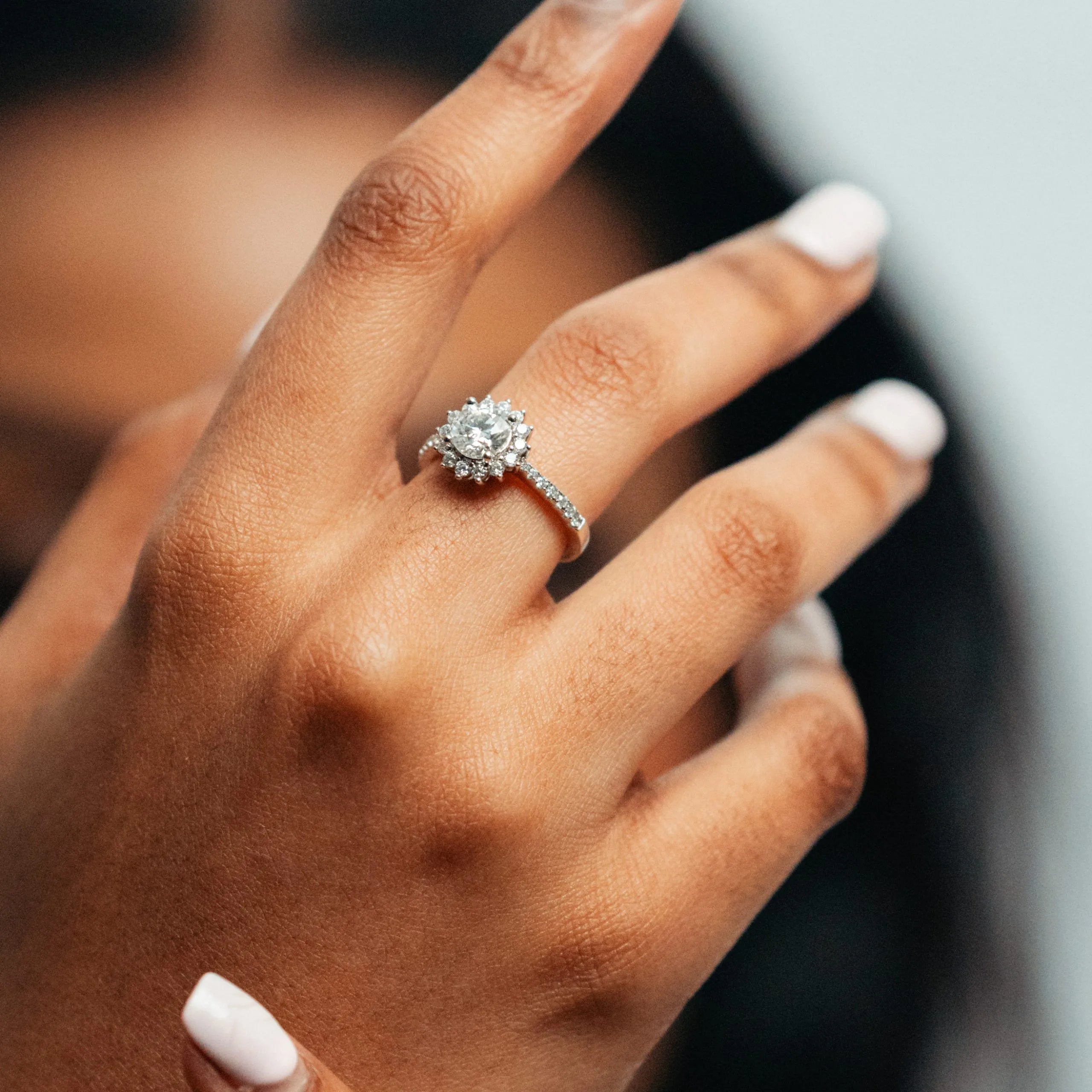 Alizia Moissanite Flowers Ring
