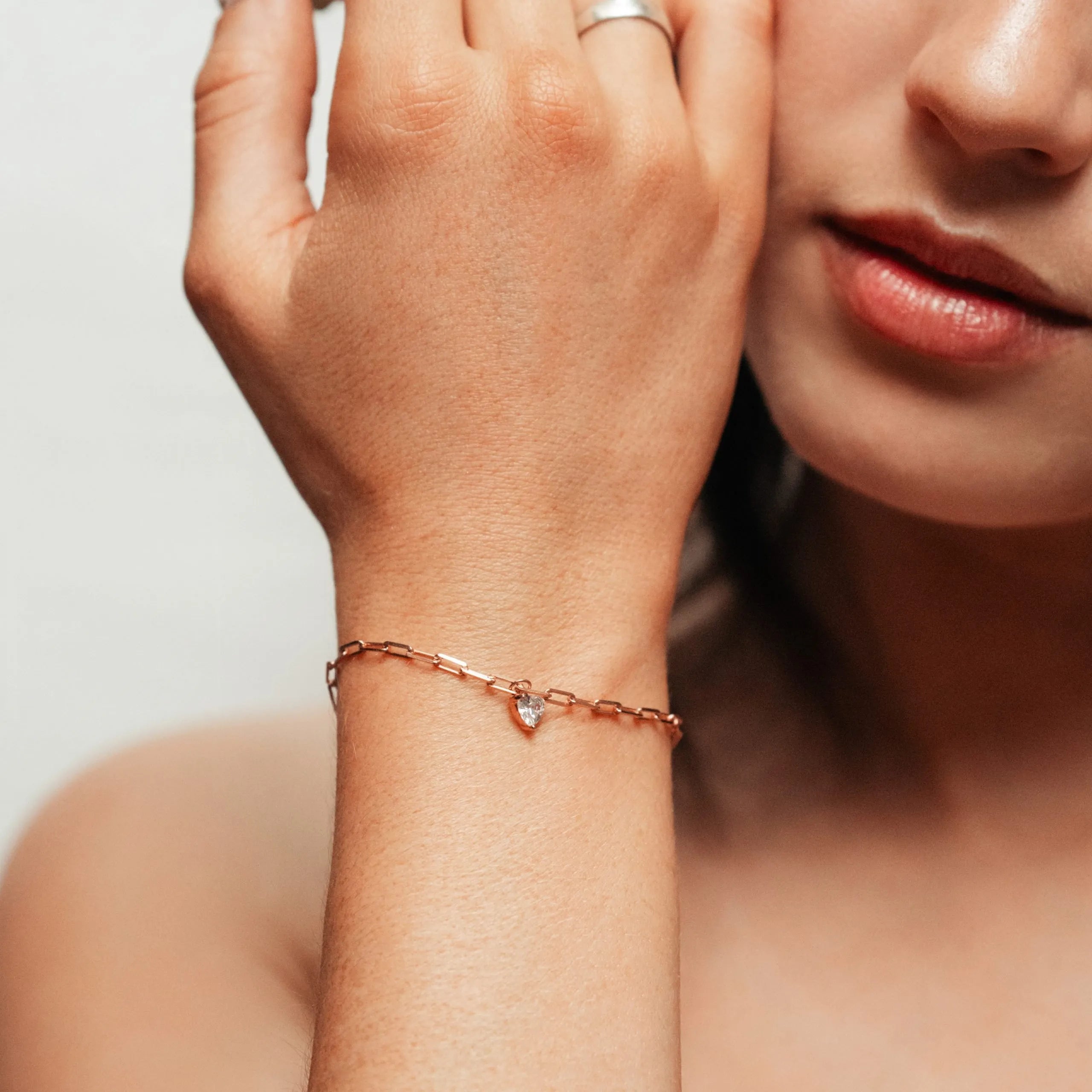 Alizia Link Charm Heart Bracelet