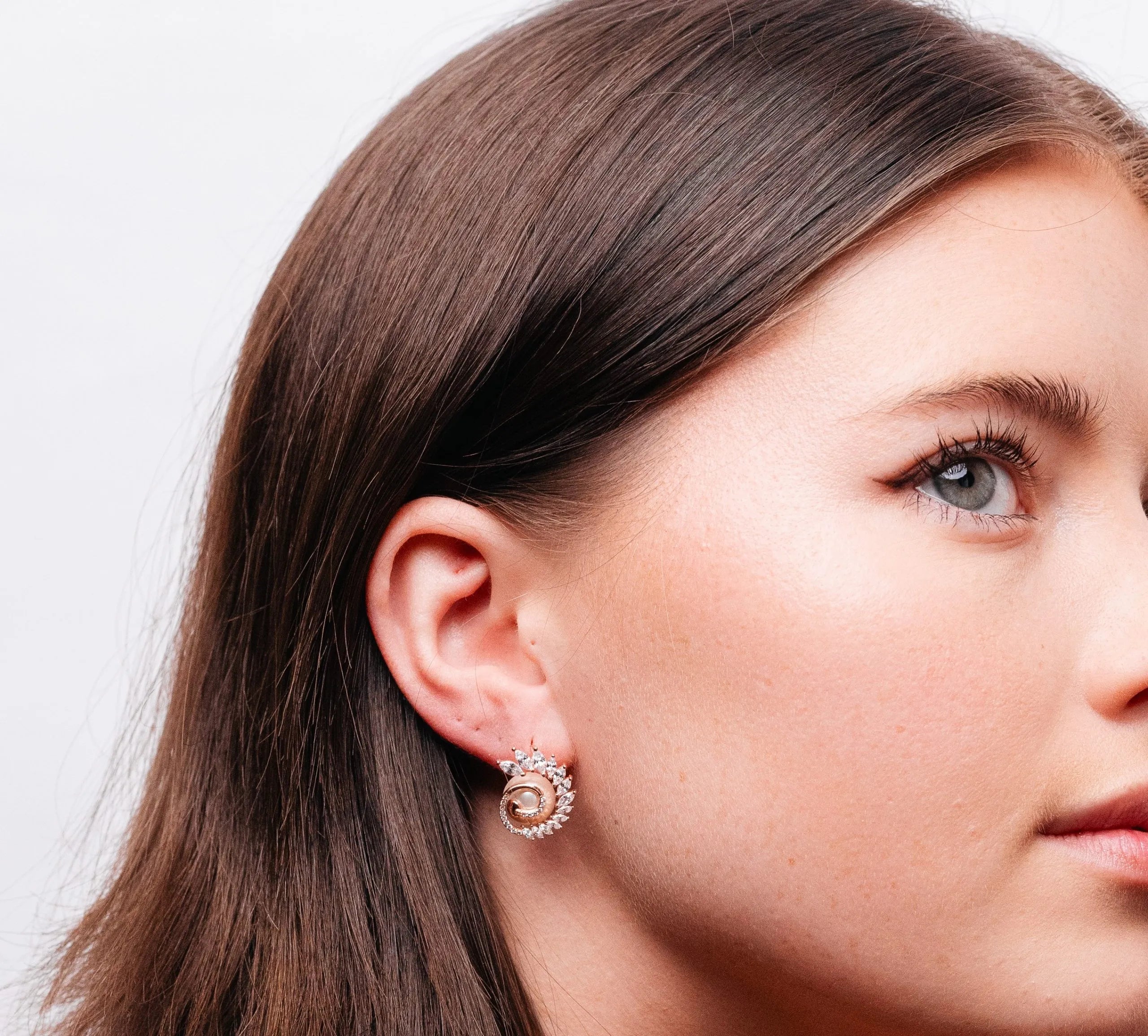 Alizia Spiral Pearl Stud Earrings