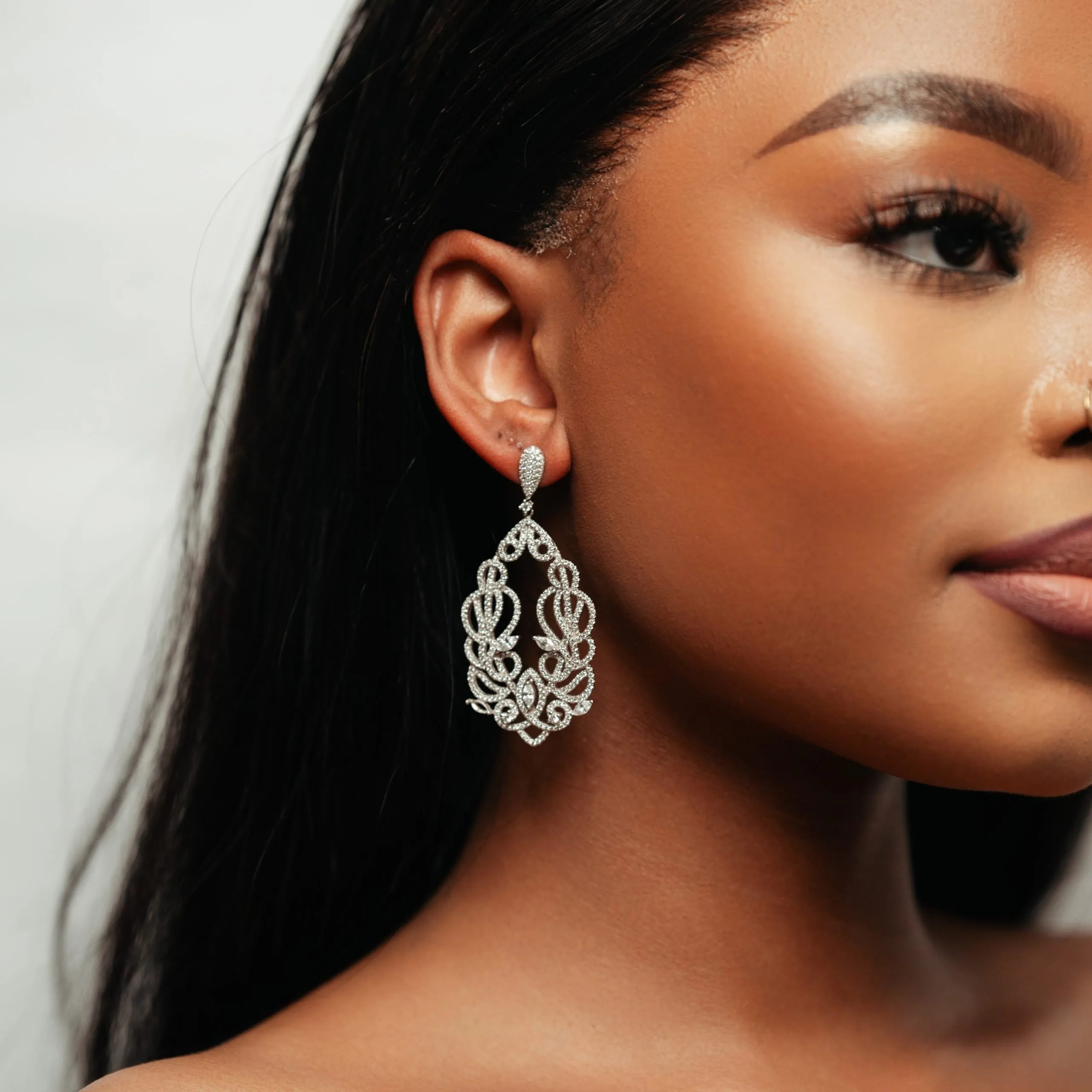 Alizia Bridal Chandelier Drop Earrings