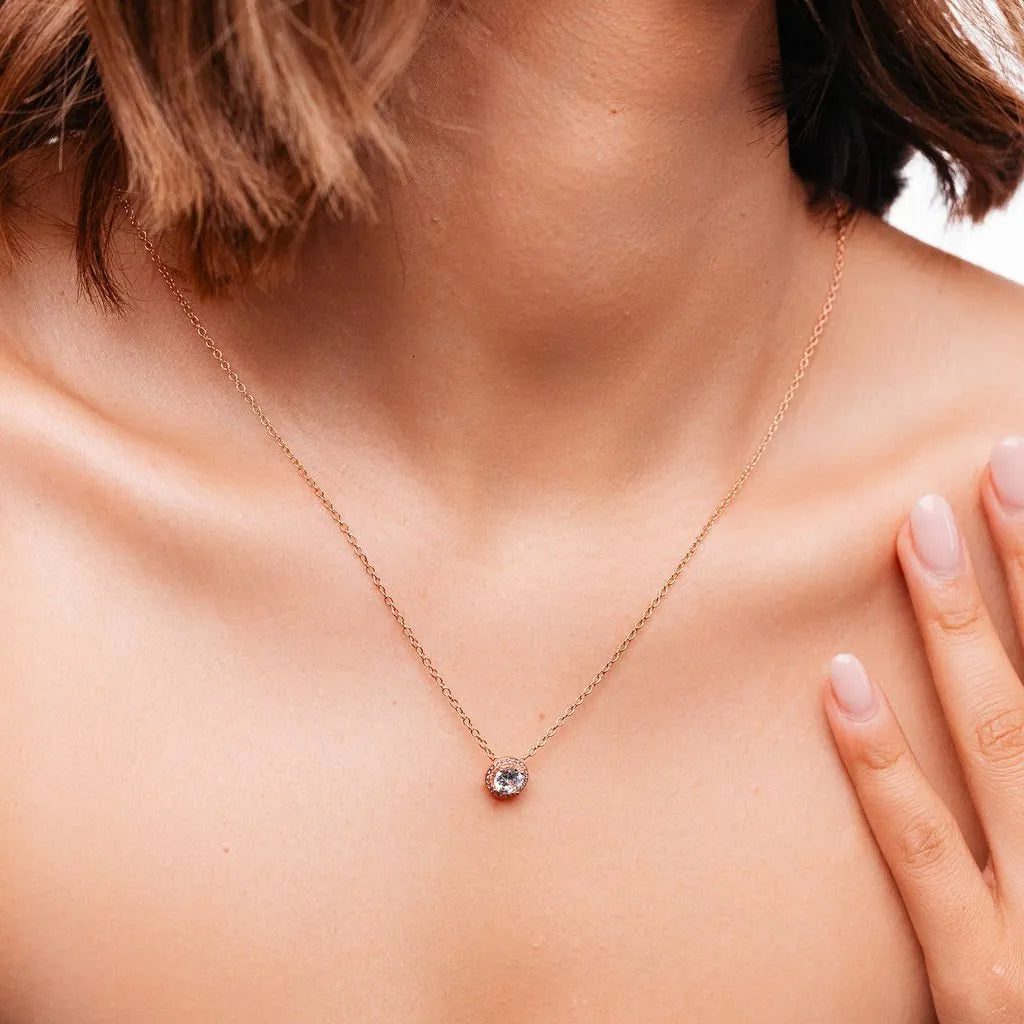 Alizia Rose Halo Short Necklace