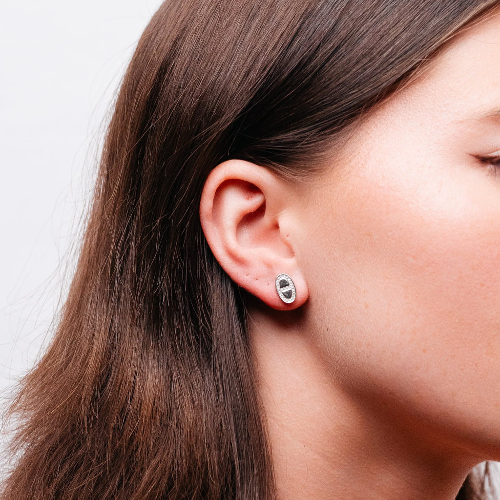 Alizia Oval Silver Solid Small Stud Earrings