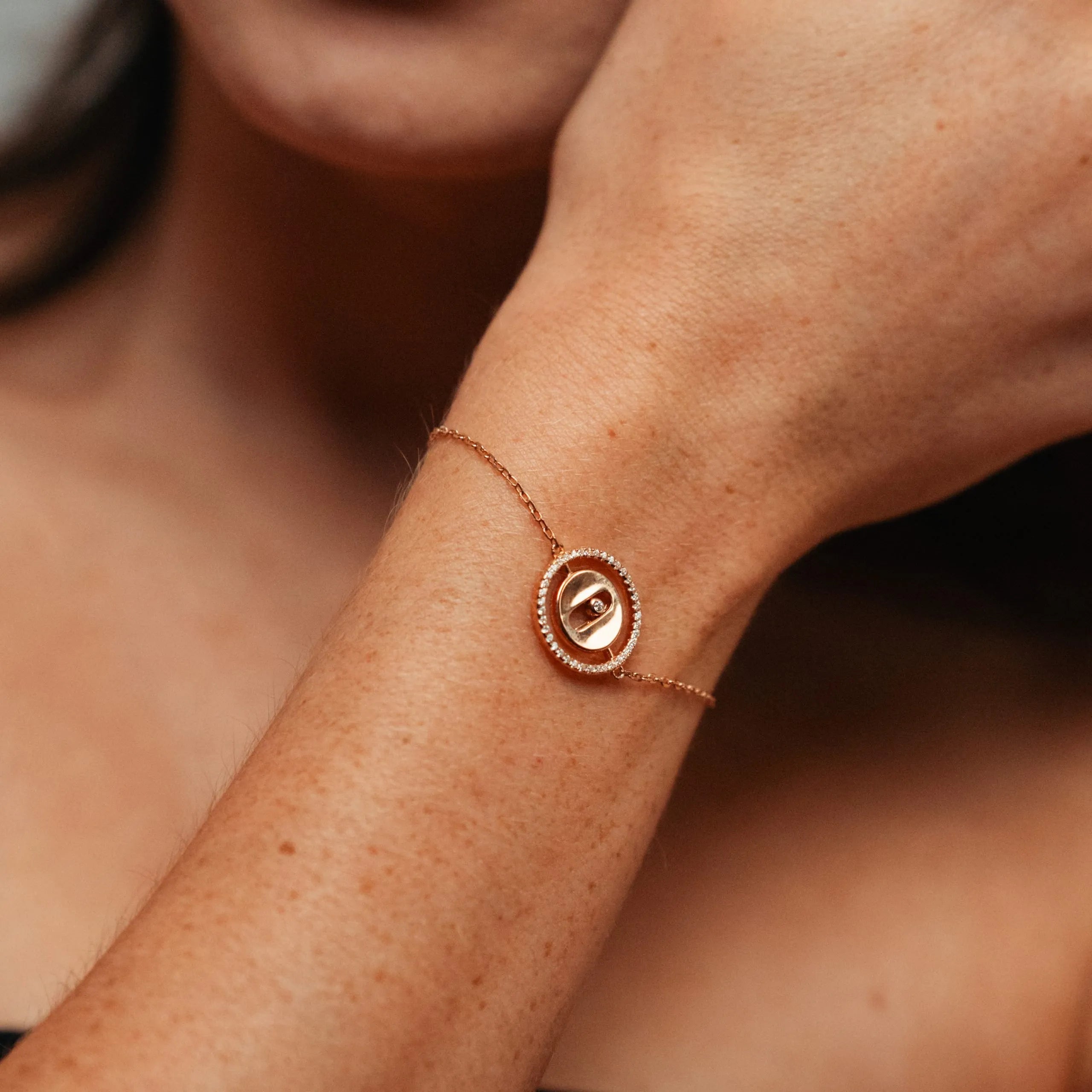 Alizia Circular Bracelet