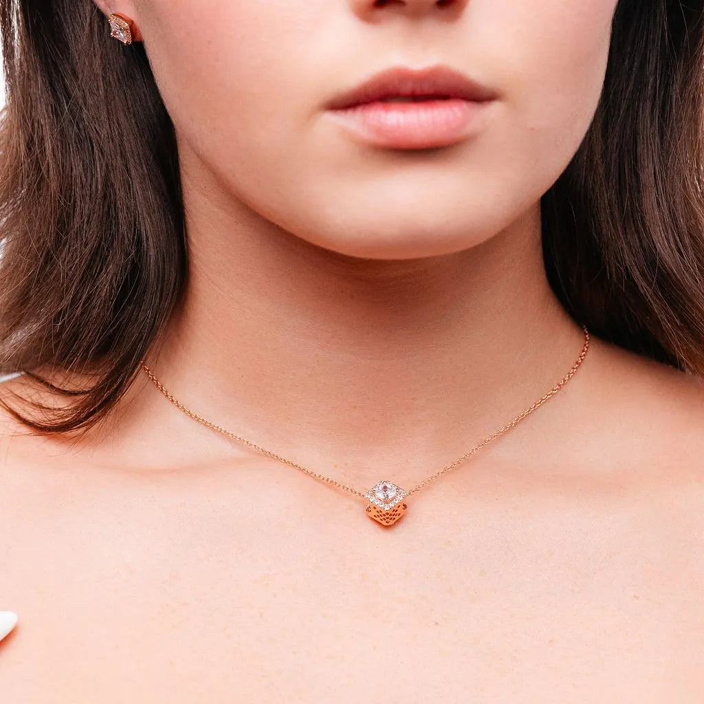 Alizia Square Halo Short Necklace