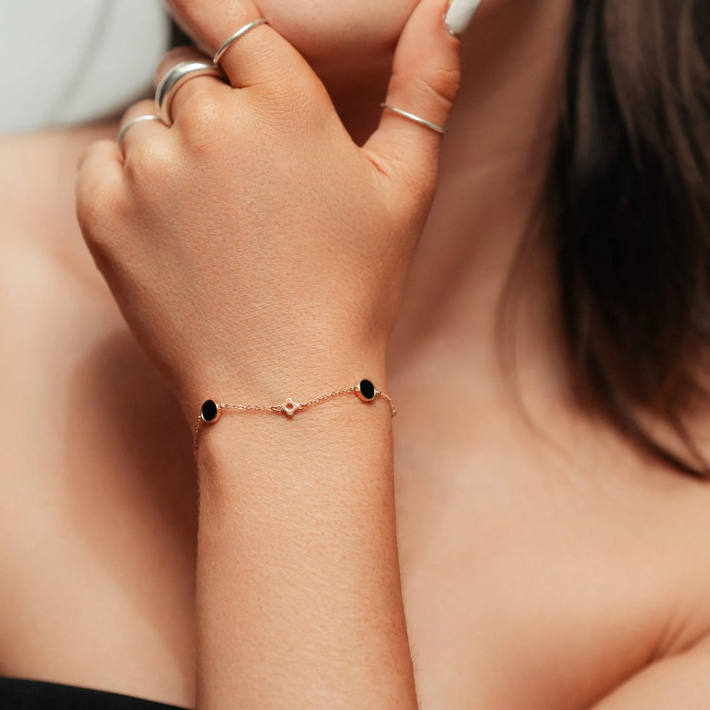 Alizia Dainty Rose Bracelet