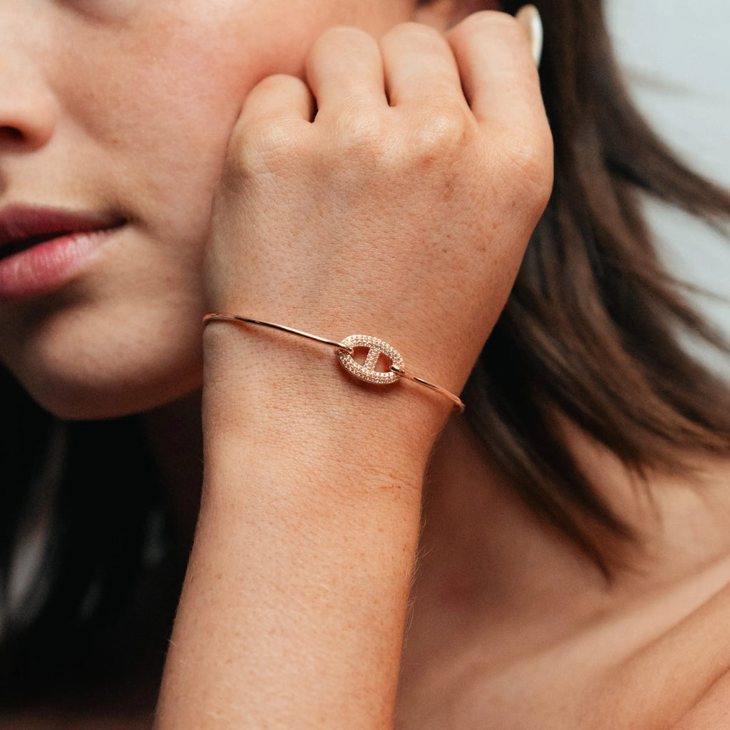 Alizia Dainty Oval Bangle