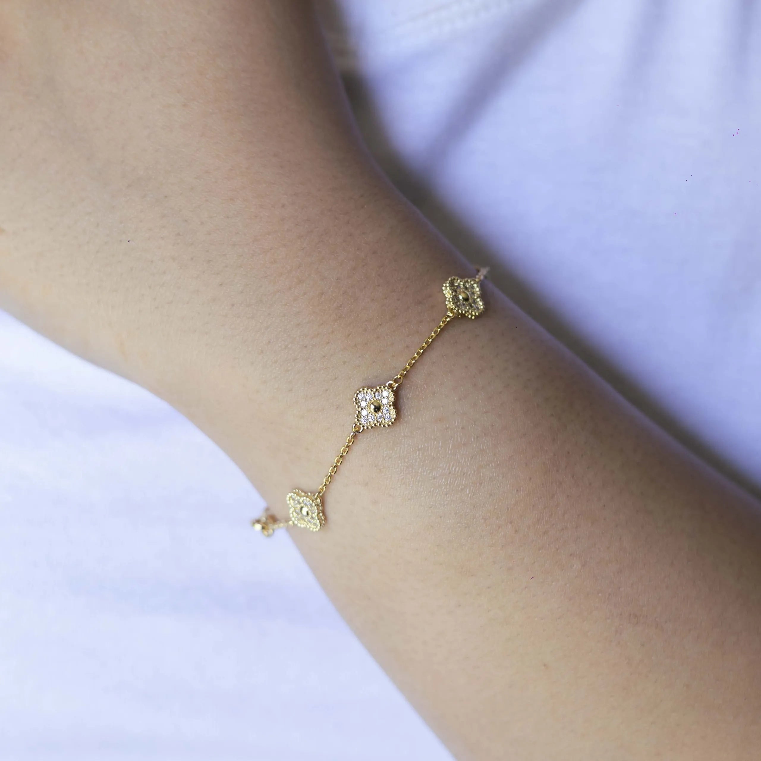 Alizia Crystal 6 Clove Bracelet