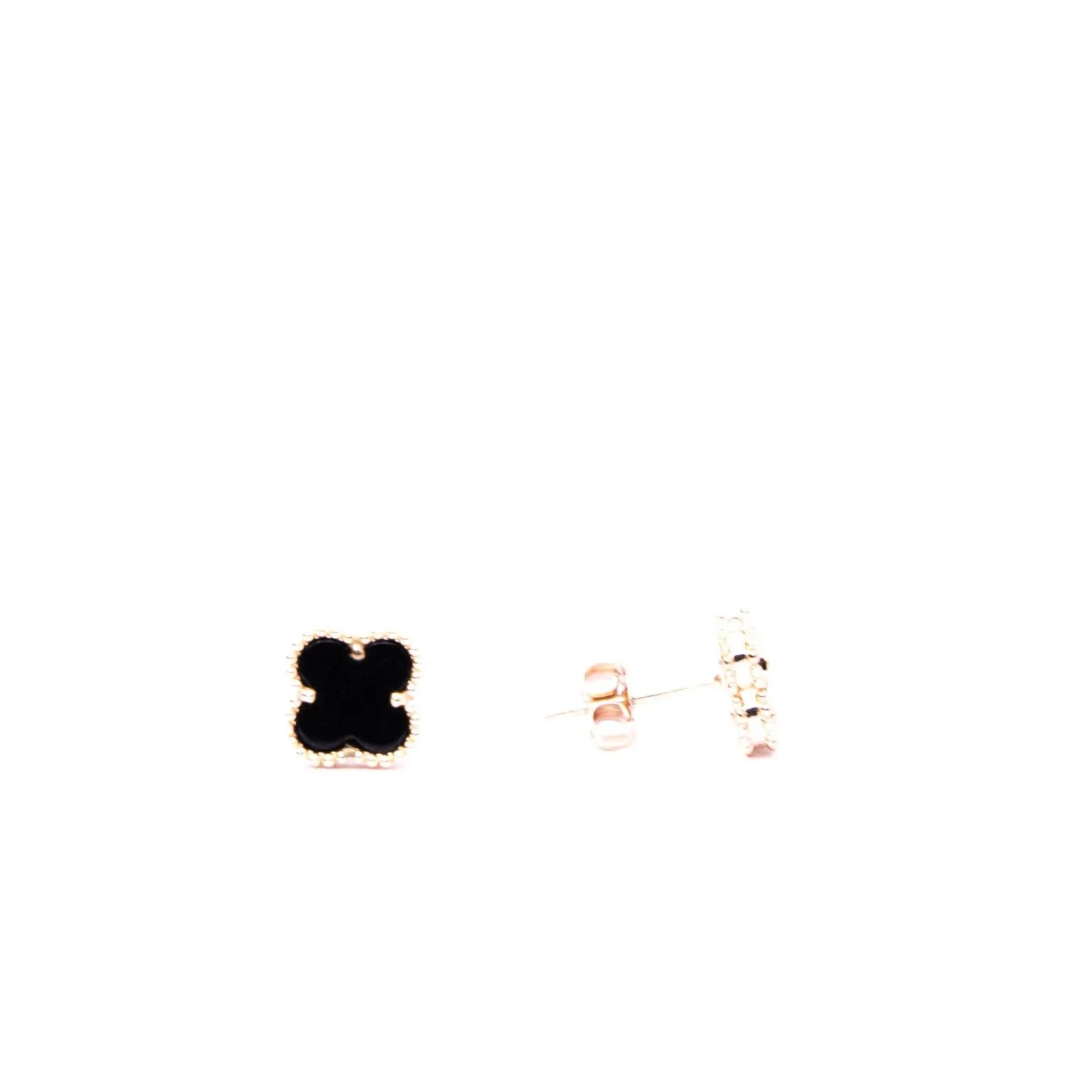 Alizia Clove Stud Earrings