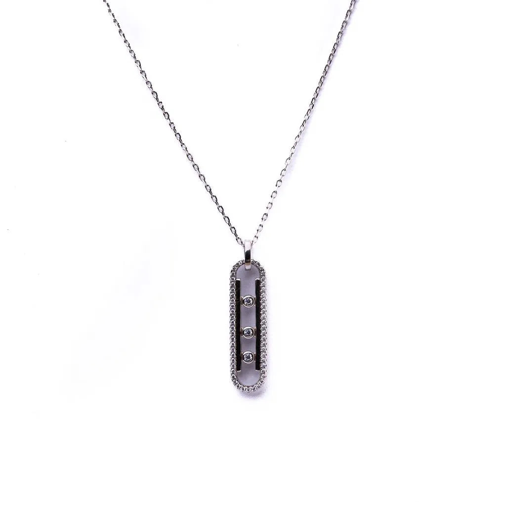 Alizia Large Moving Majestic Short Necklace