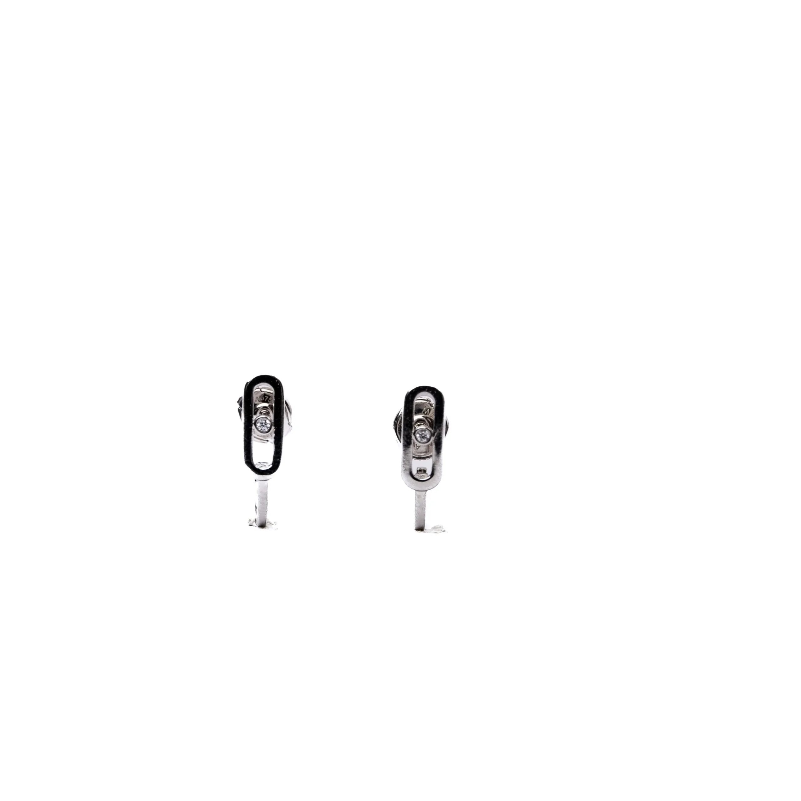 Alizia Majestic Hook Stud Stud Earrings
