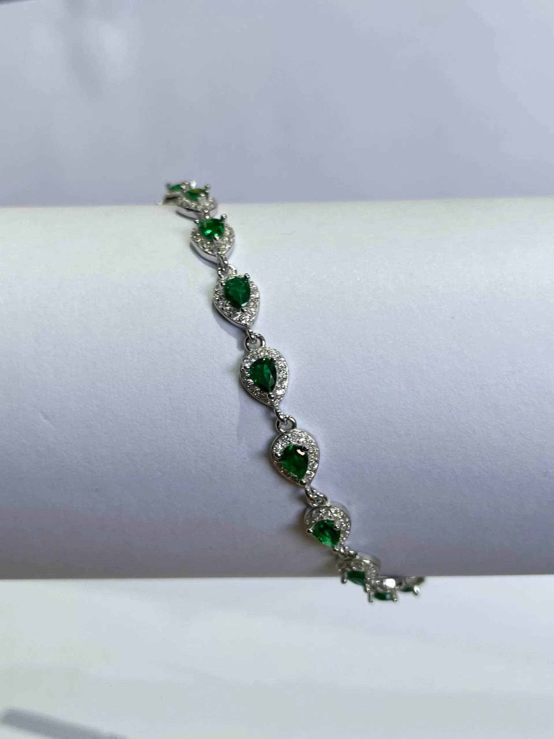 Alizia Crystal Pear Shape Jewels Tennis Bracelet