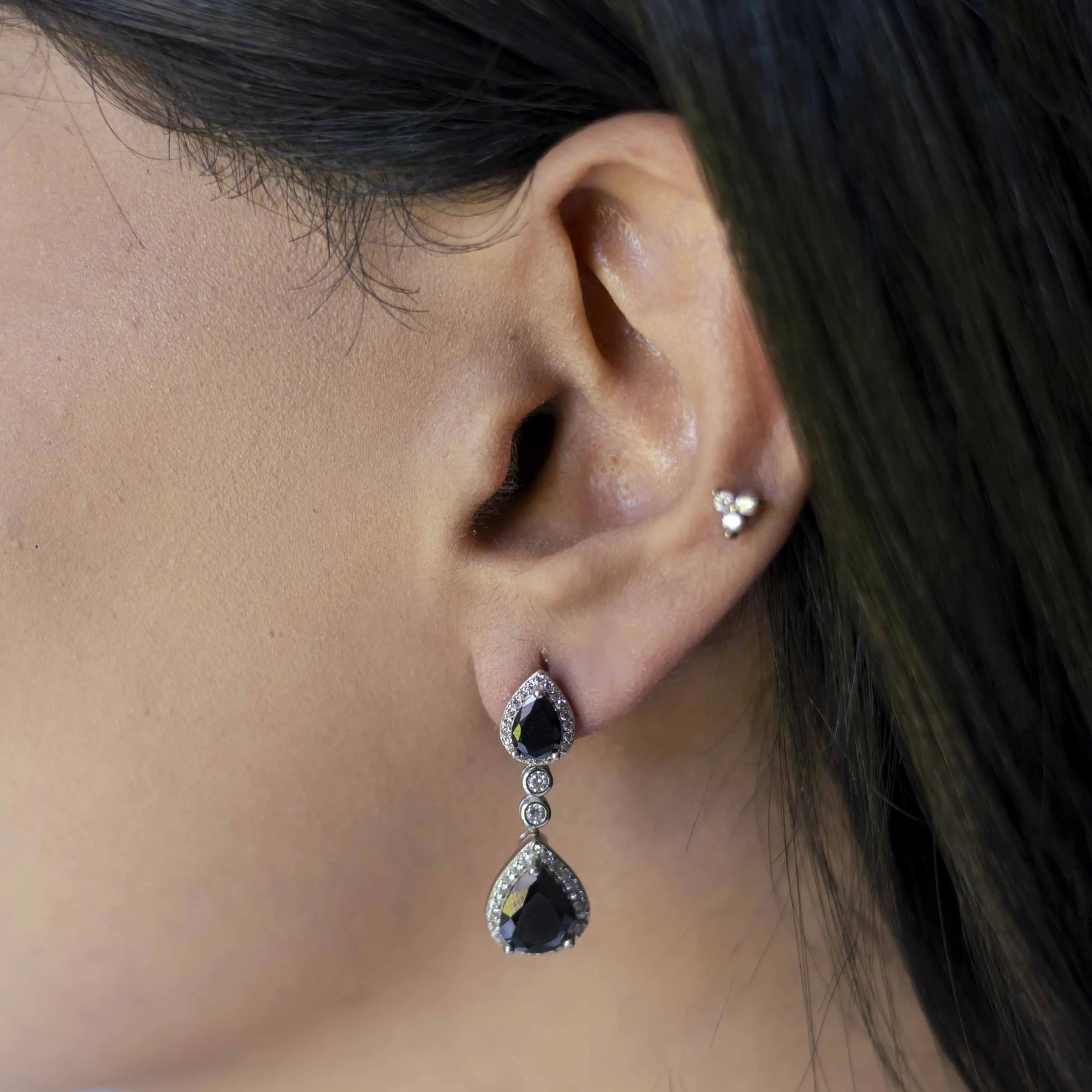 Alizia Raindrop 2 Circle Drop Earring