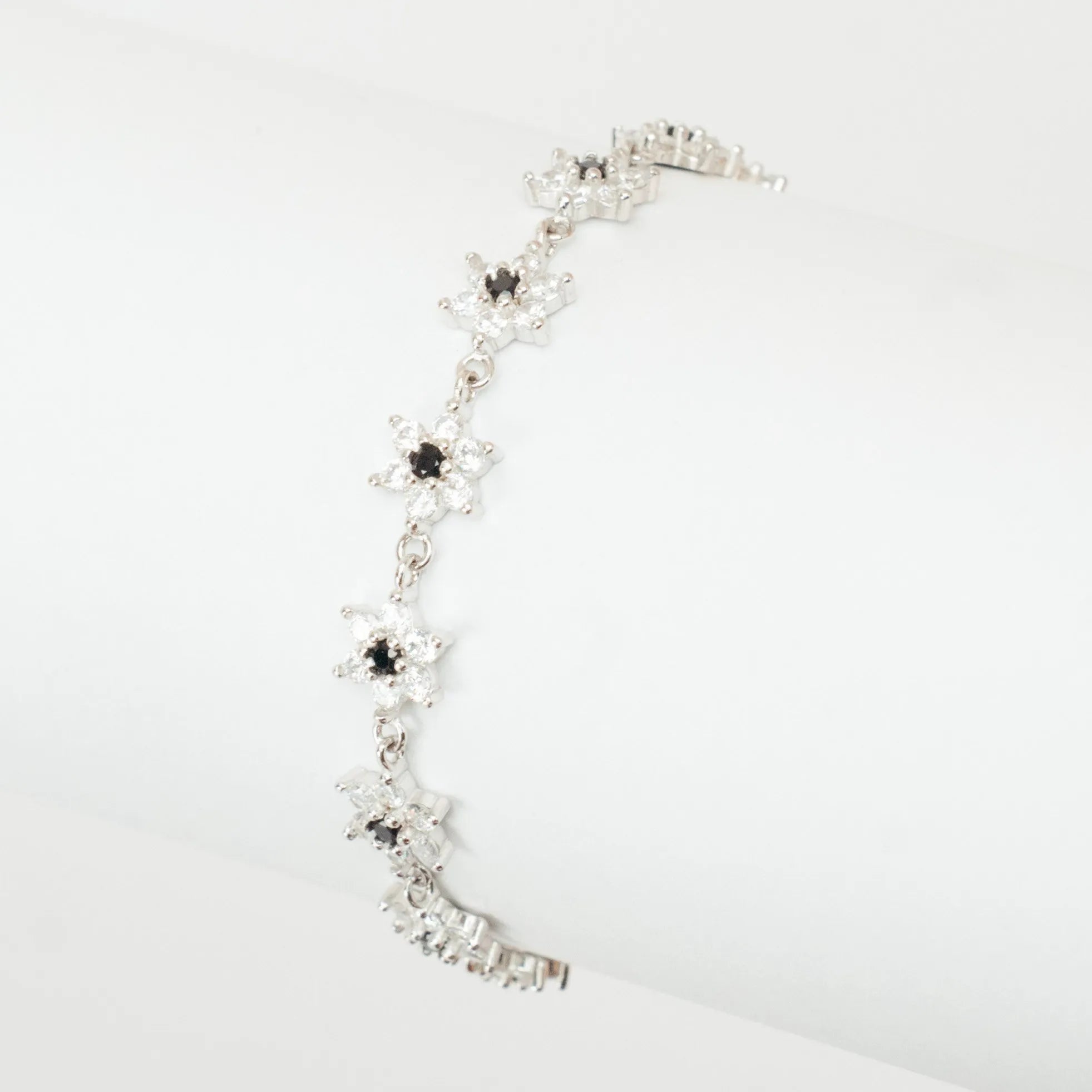 Alizia Flower Tennis Bracelet