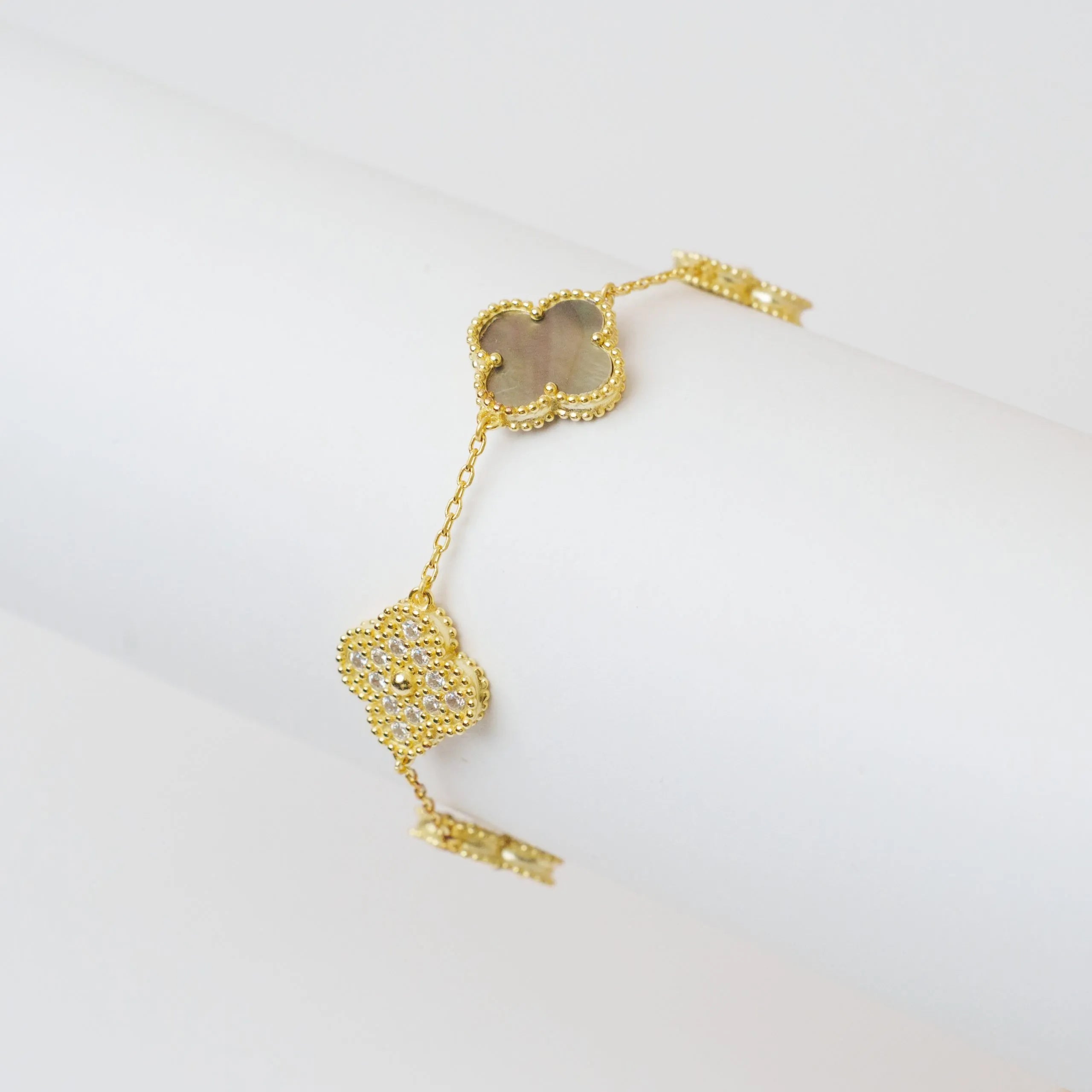 Alizia 5 Clove Bracelet
