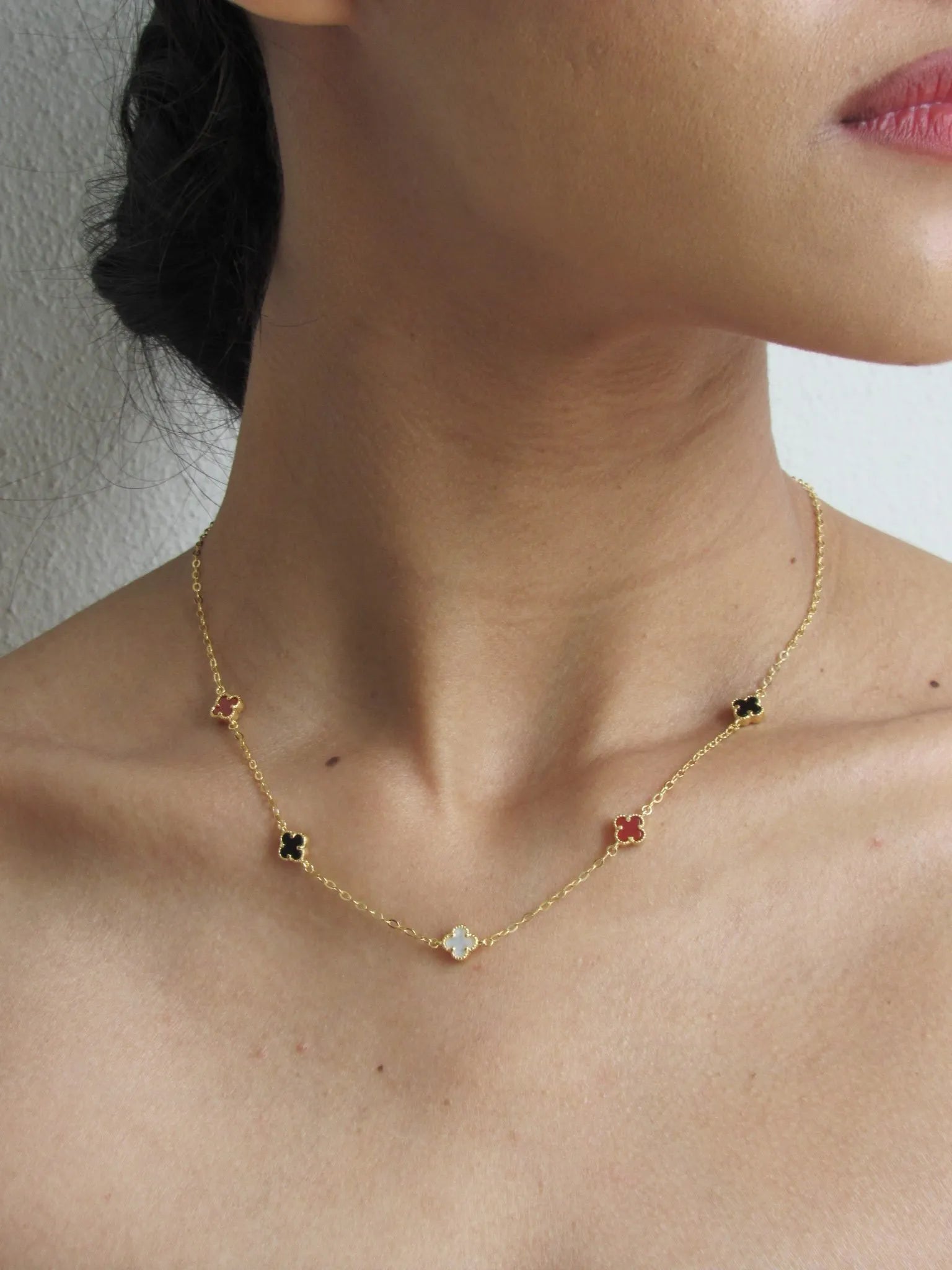 Alizia 5 Mini Clove Necklace