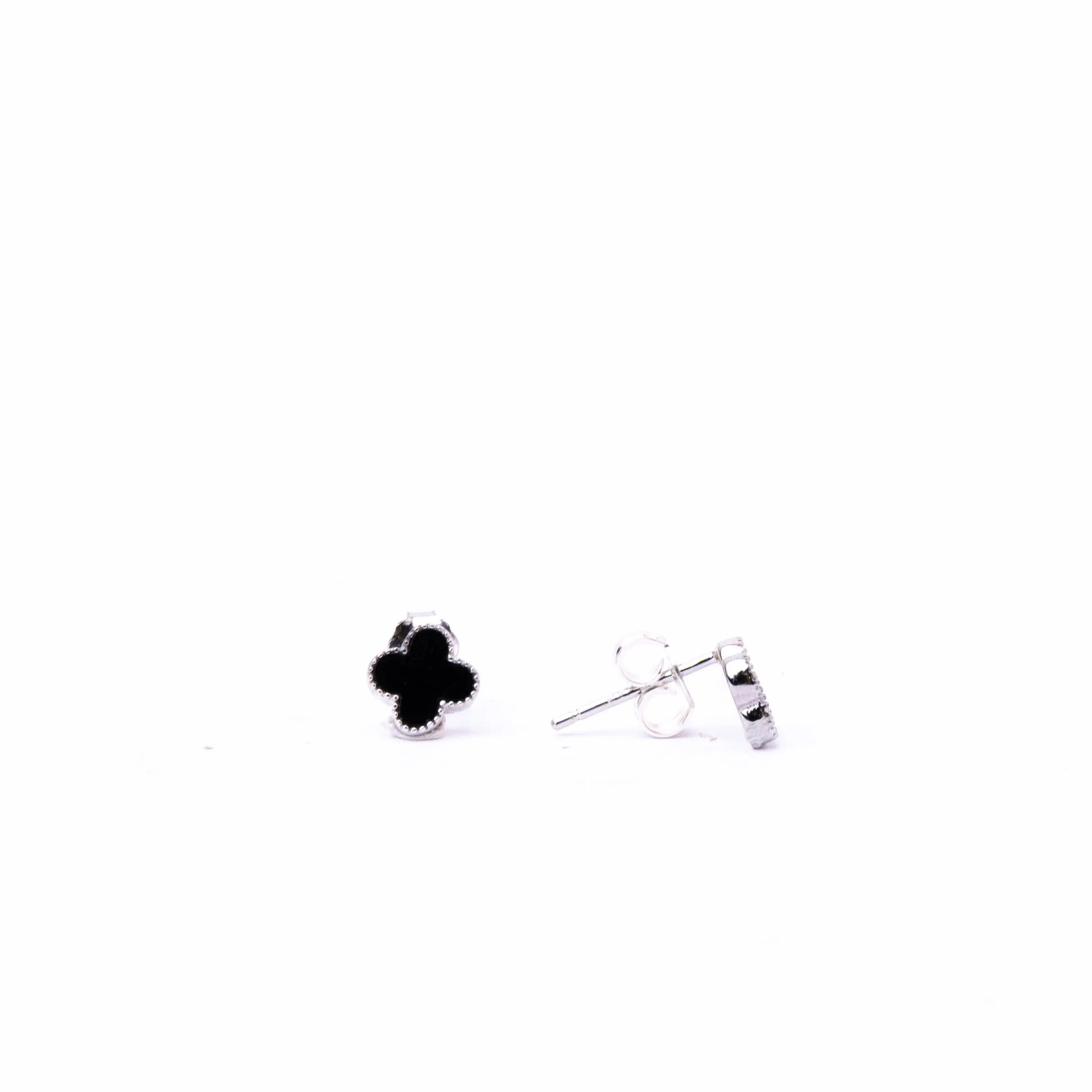 Alizia Clove Stud Earrings