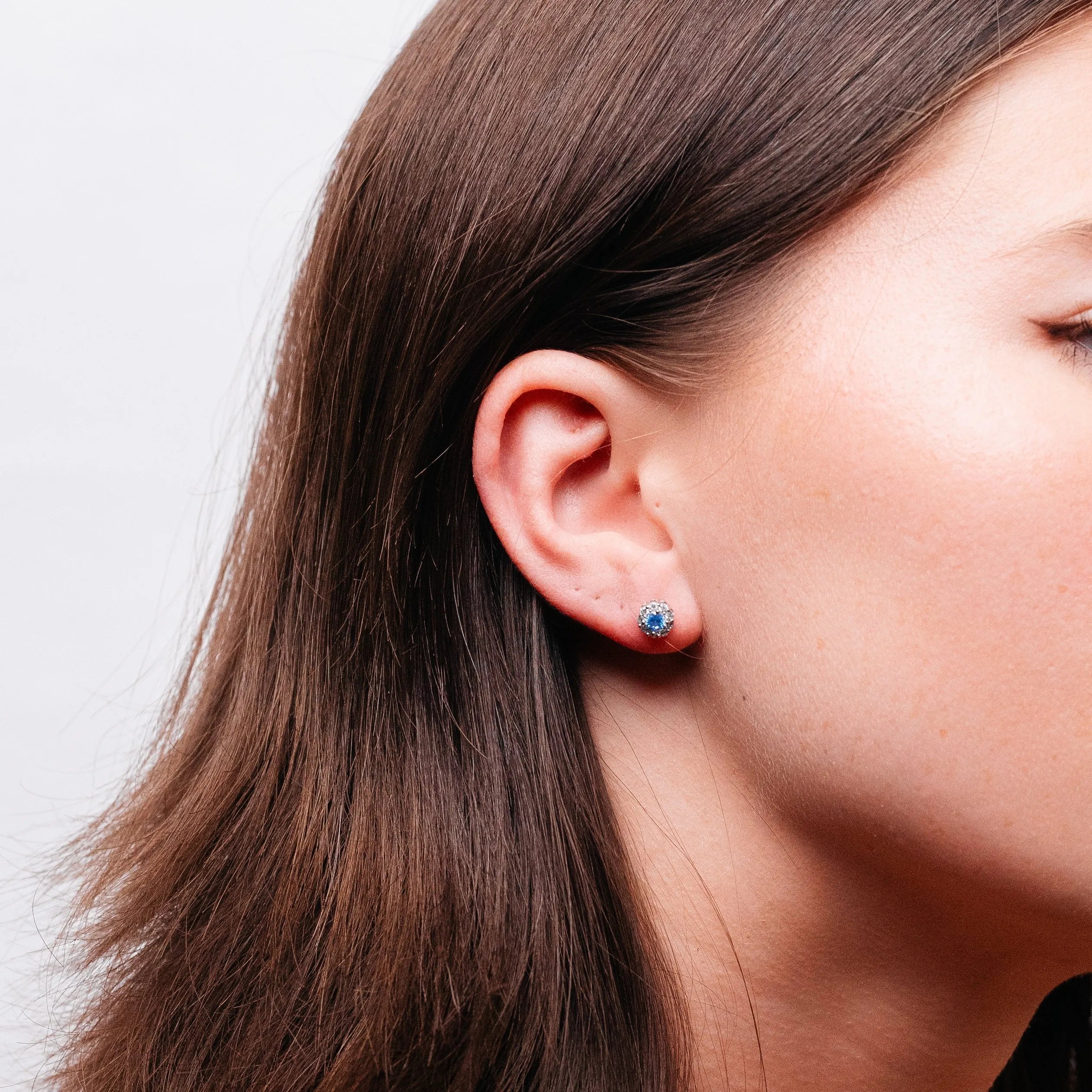 Alizia Halo Full Stud Earrings