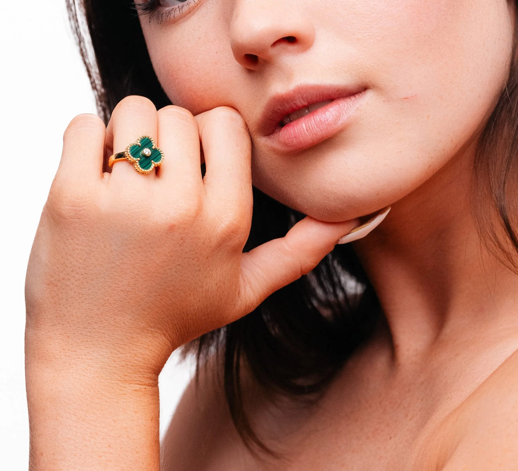 Alizia Single Clove Ring