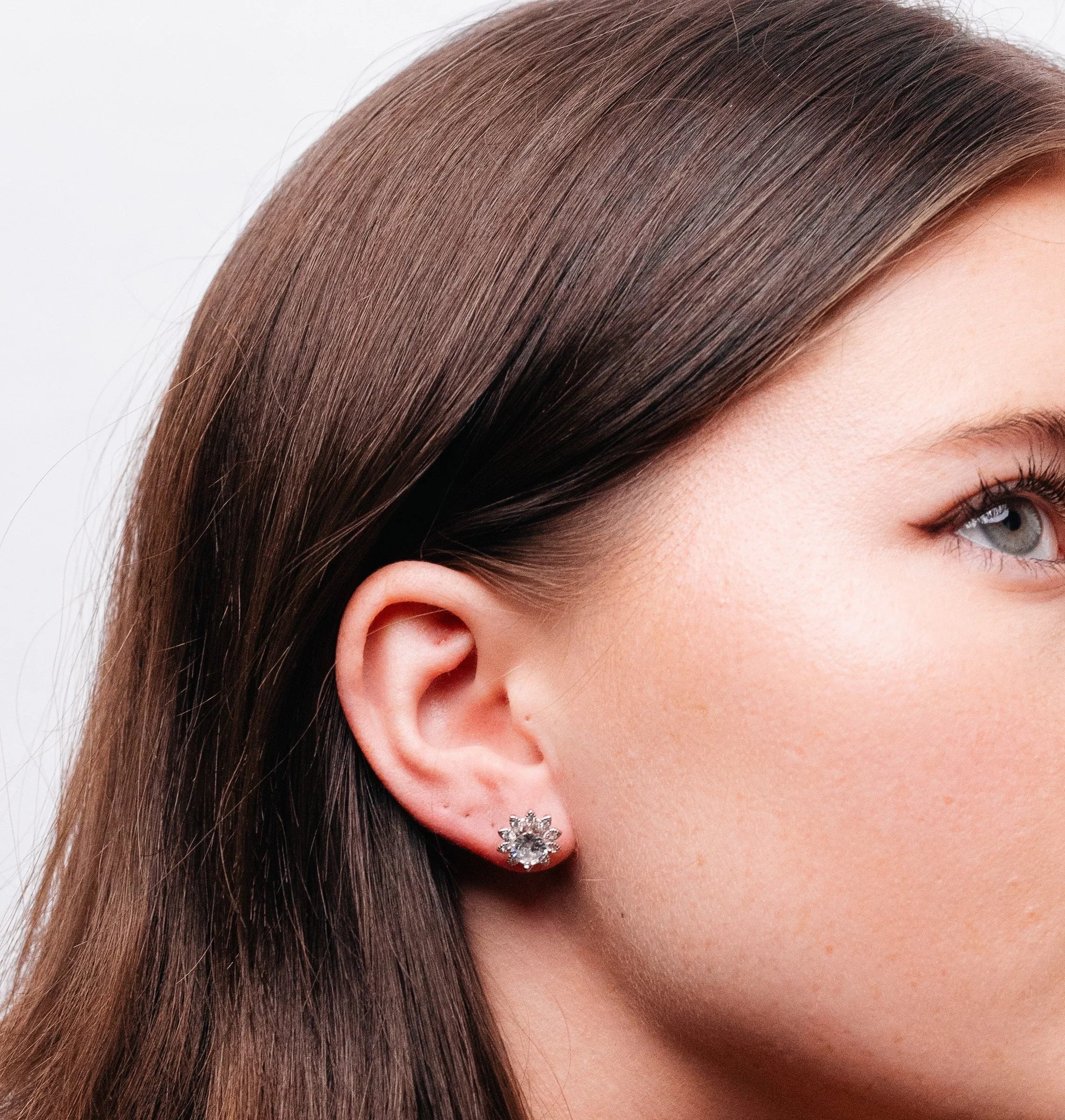 Alizia Flower Cluster Stud Earrings