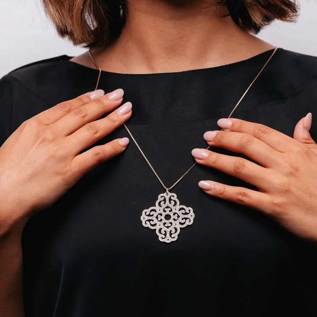 Alizia Phatasya Large Abaya Long Necklace