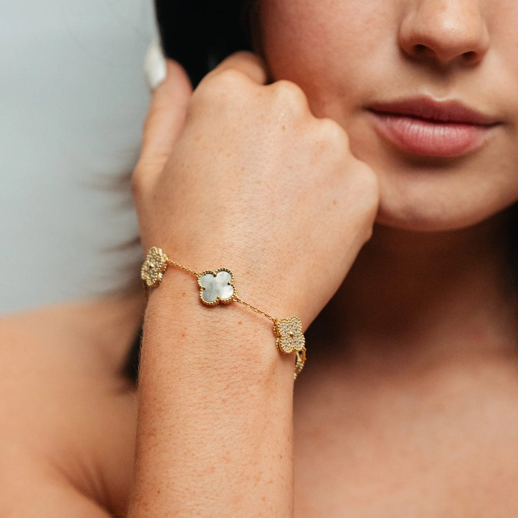 Alizia 5 Clove Bracelet