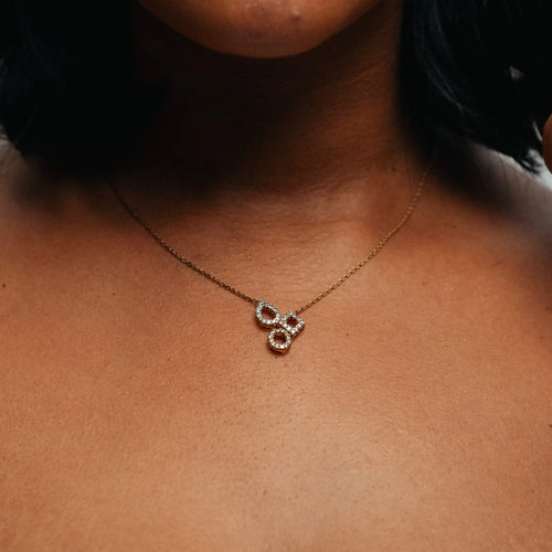 Alizia 3 Shape Charm Short Necklace