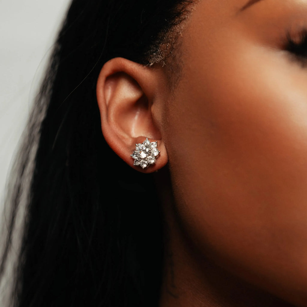 Alizia Monocot Stud Earrings