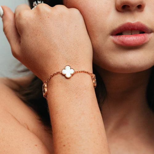 Alizia 5 Clove Bracelet