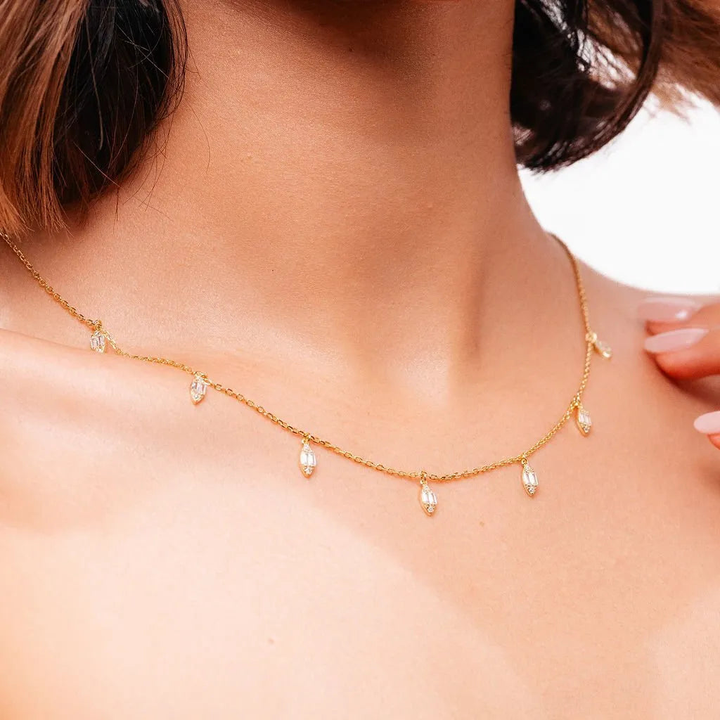 Alizia Multiple Teardrops Short Necklace