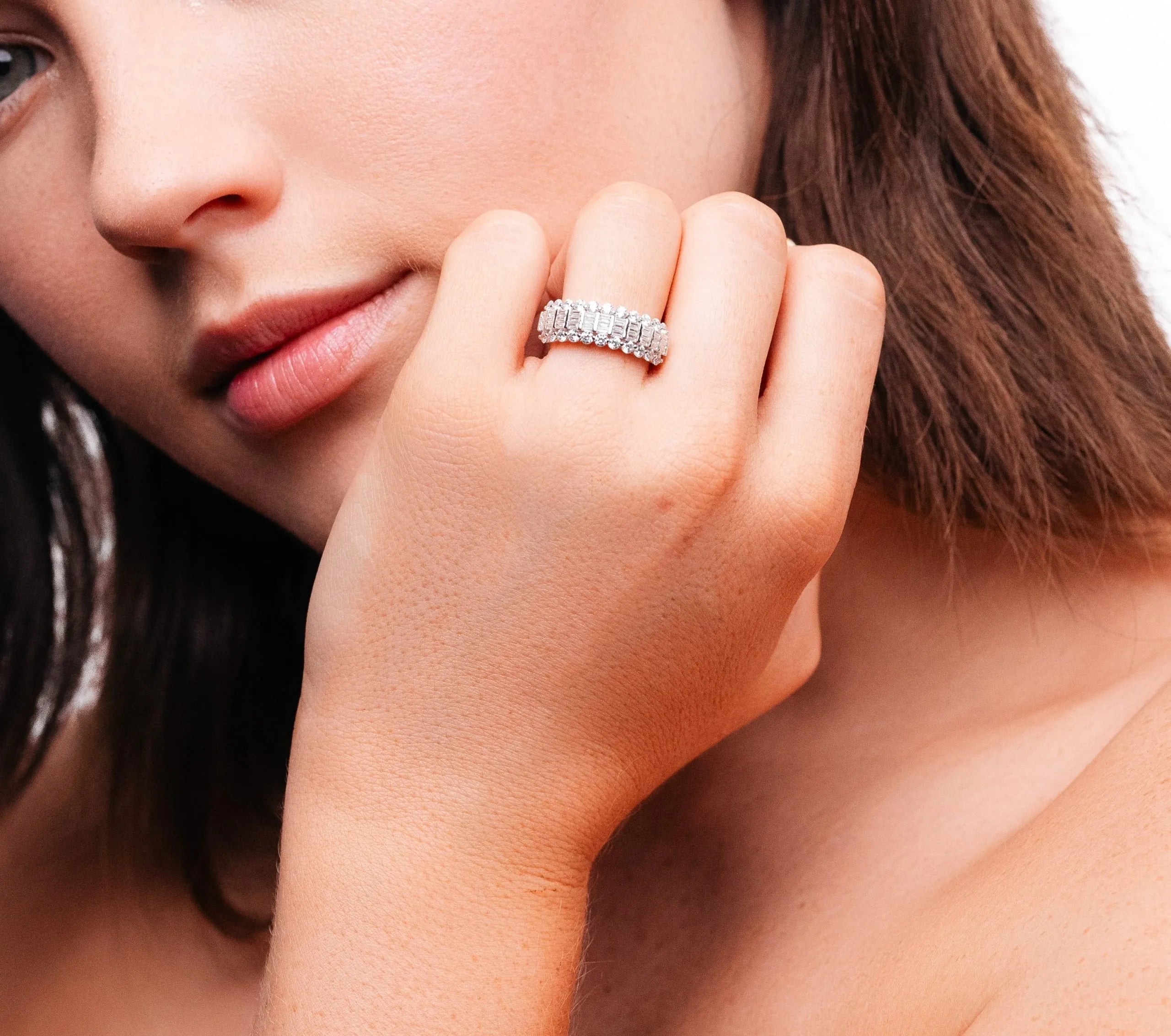 Alizia Maya Eternity Band Ring