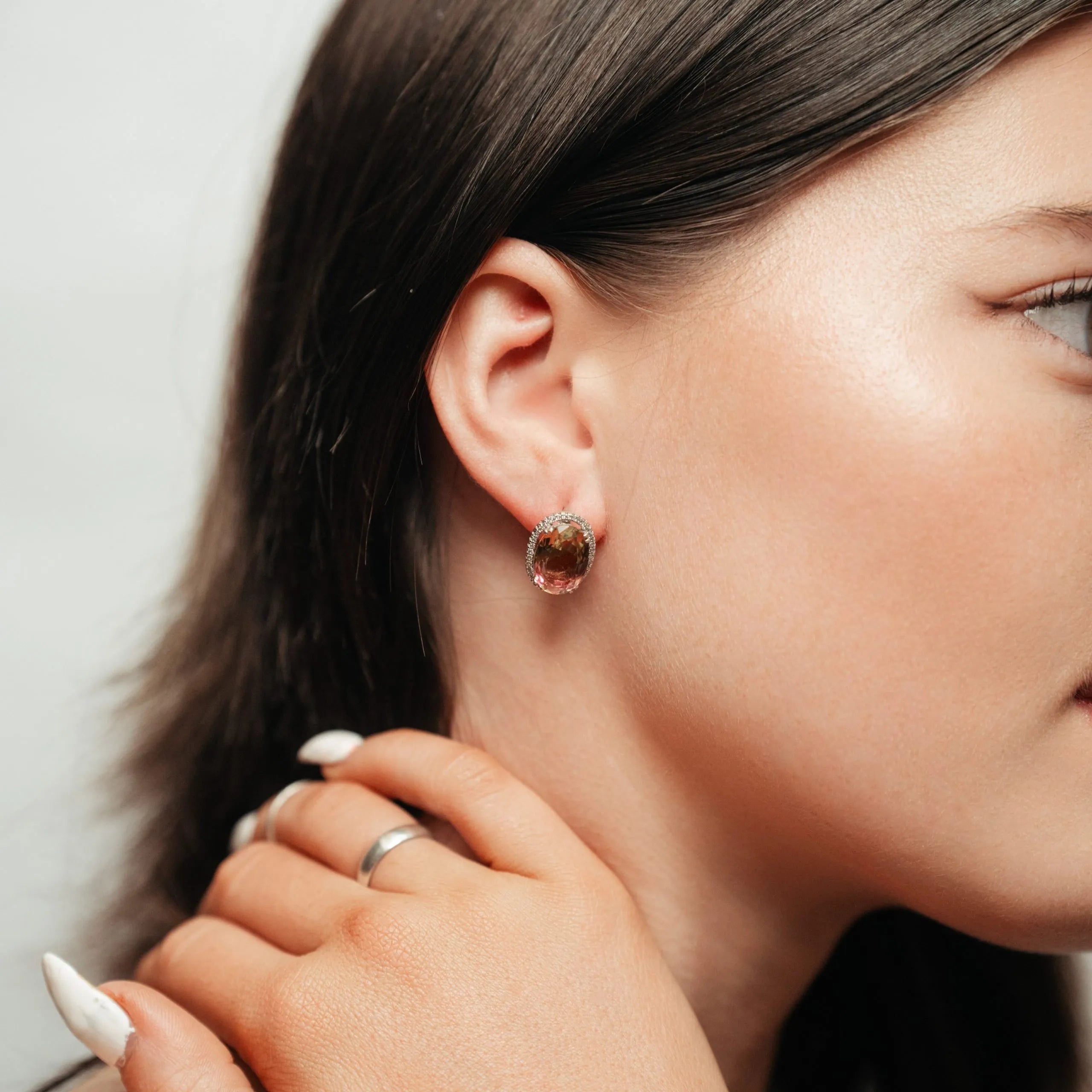 Alizia Changing Stone Stud Earrings