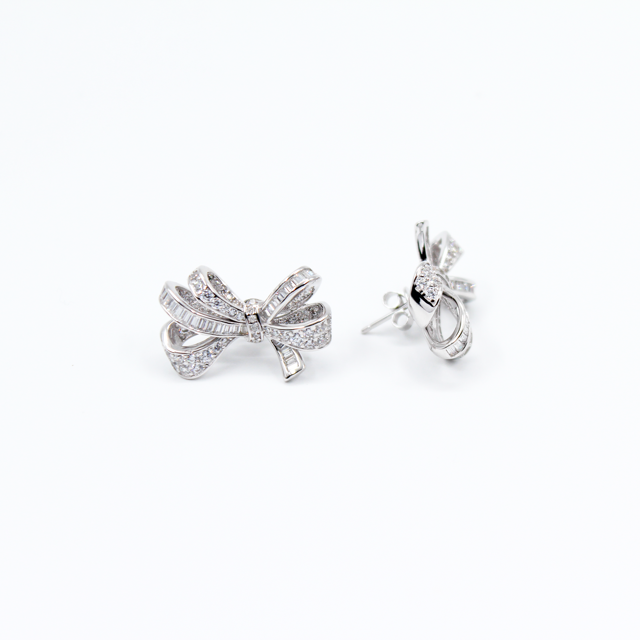 Alizia Bow Stud Earrings