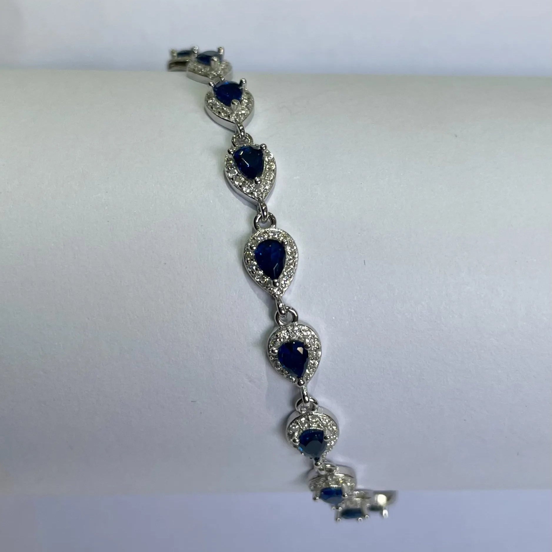 Alizia Crystal Pear Shape Jewels Tennis Bracelet