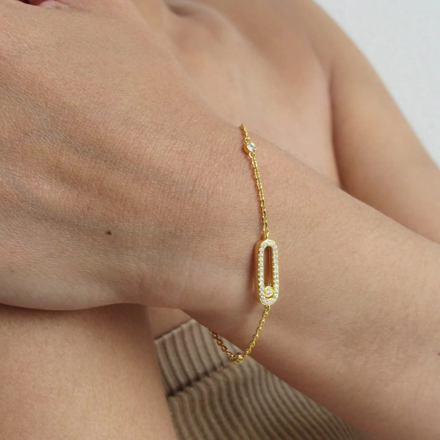 Alizia Single Moving Majestic Bracelet