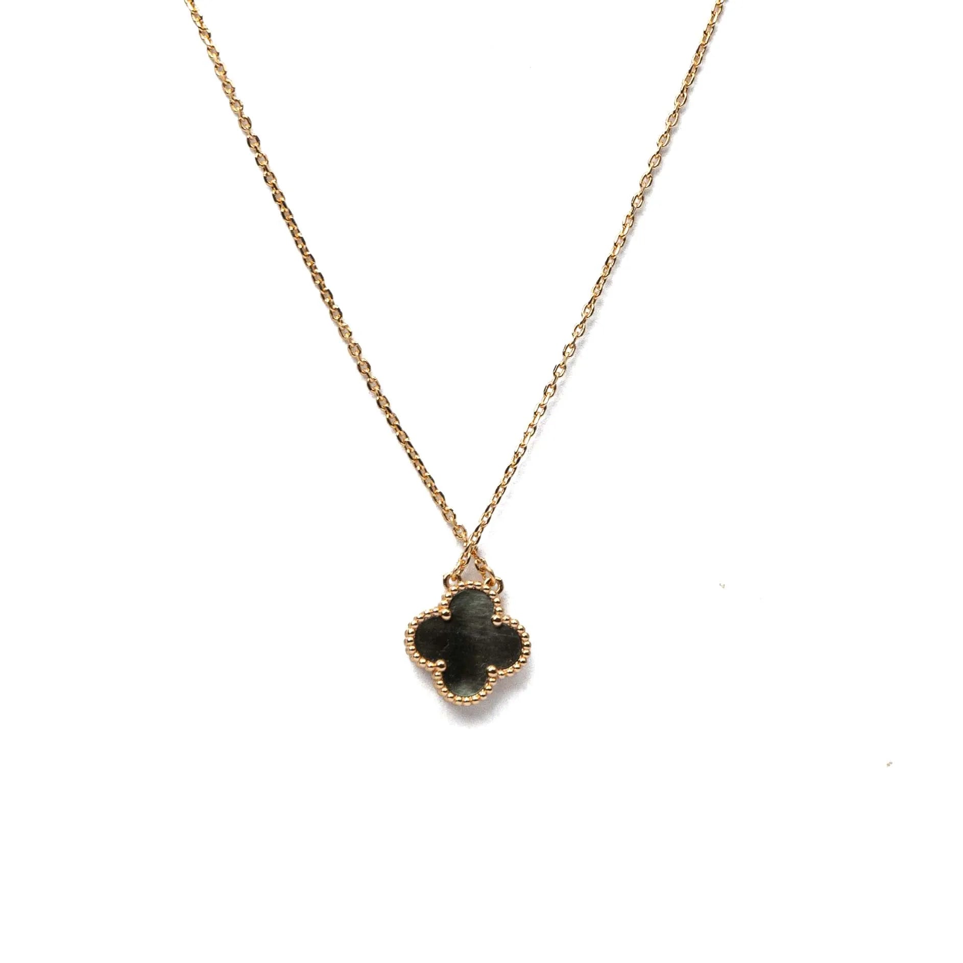 Alizia Single Clove Short Necklace