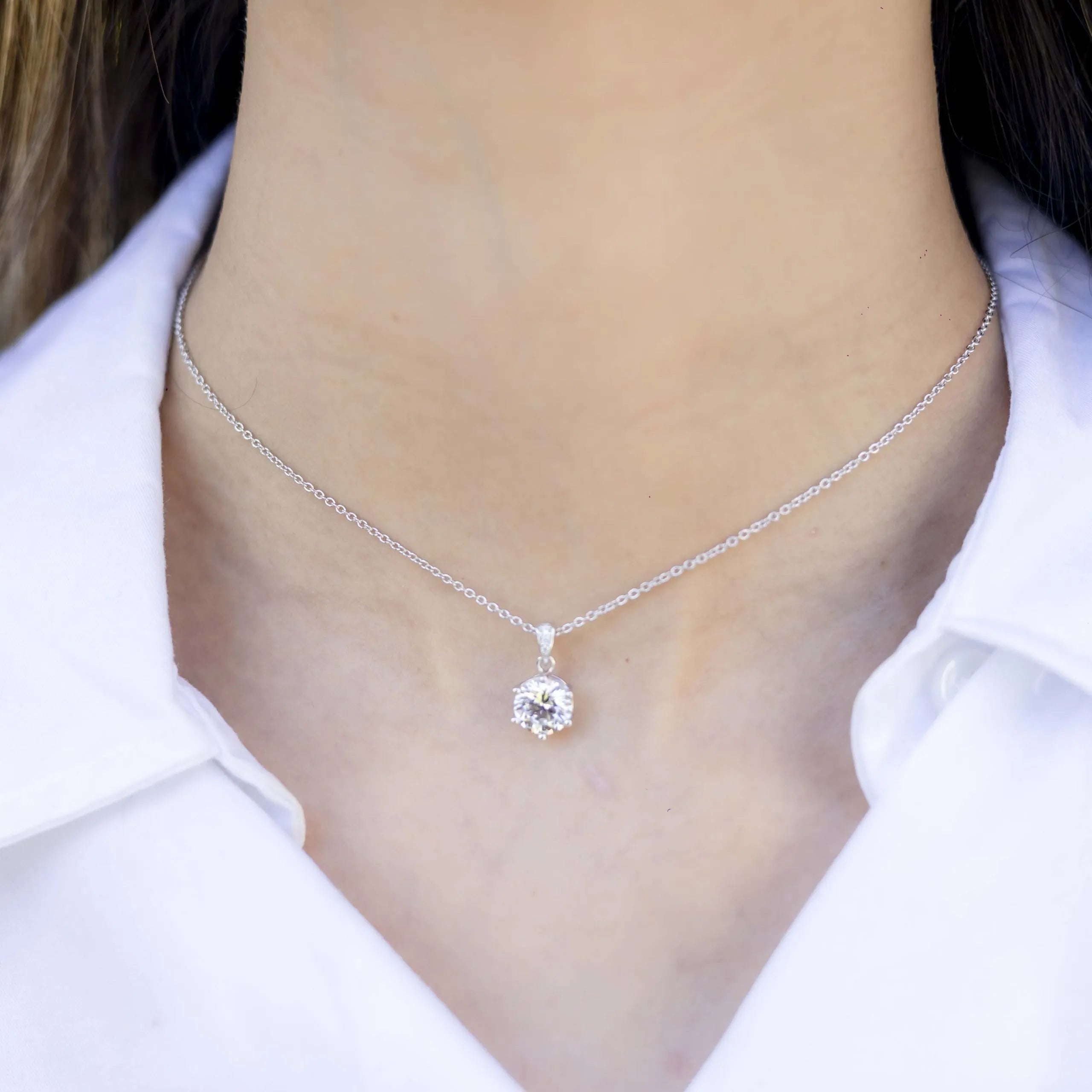 Alizia 6 Claw Stone Necklace