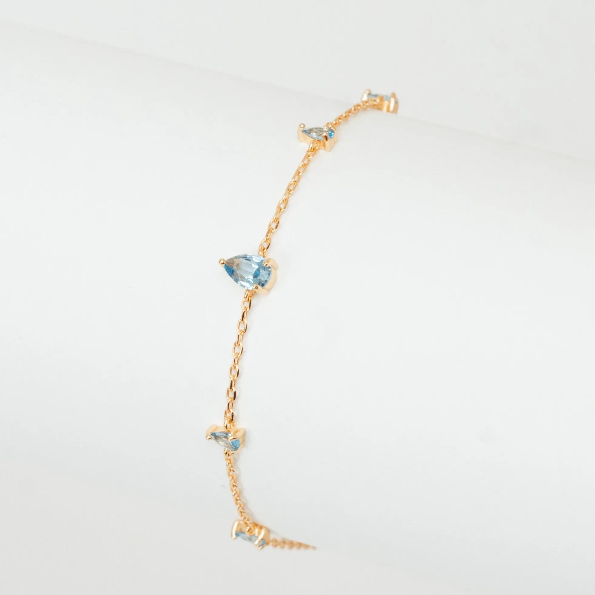 Alizia 5 Gem Bracelet