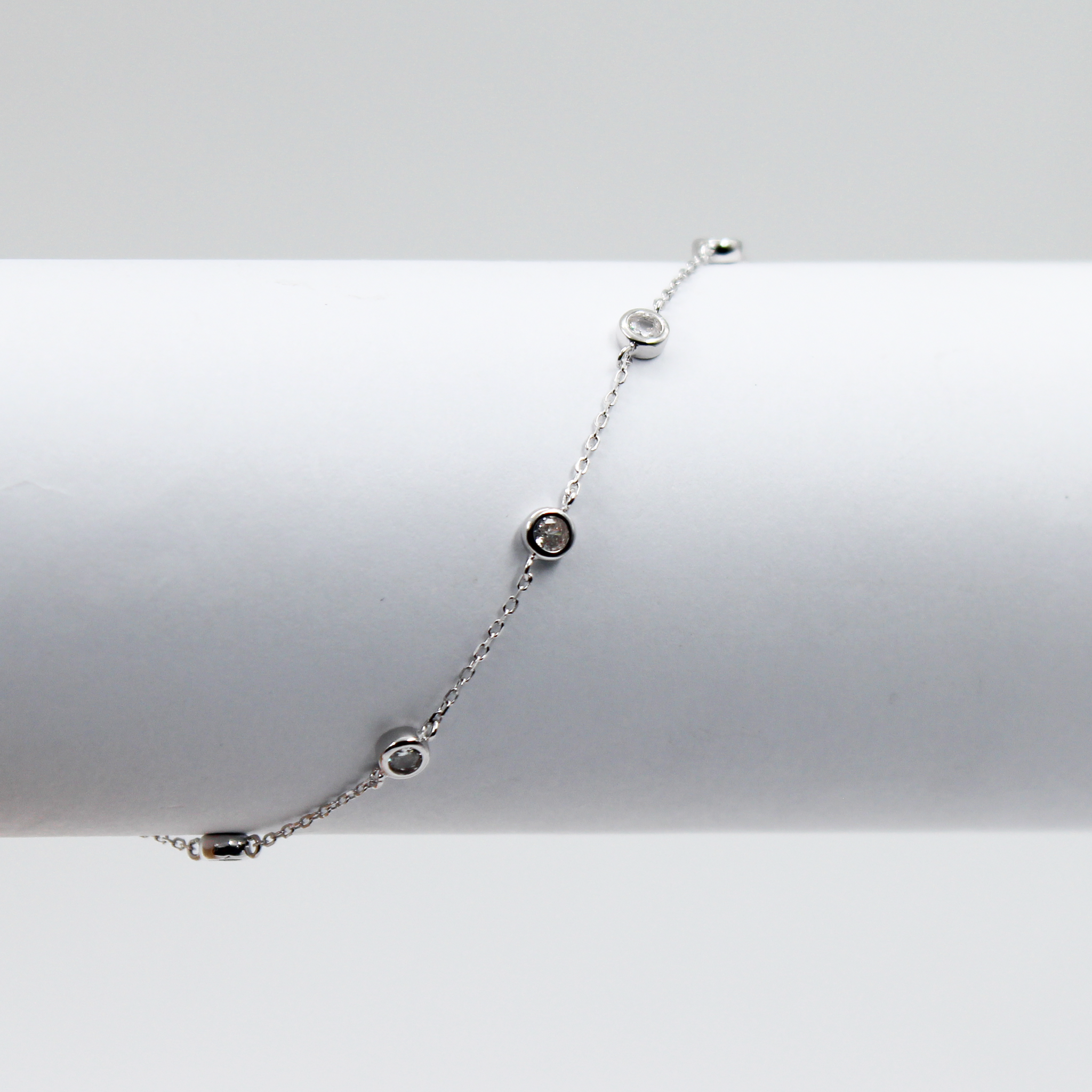 Alizia Dewdrop Bracelet