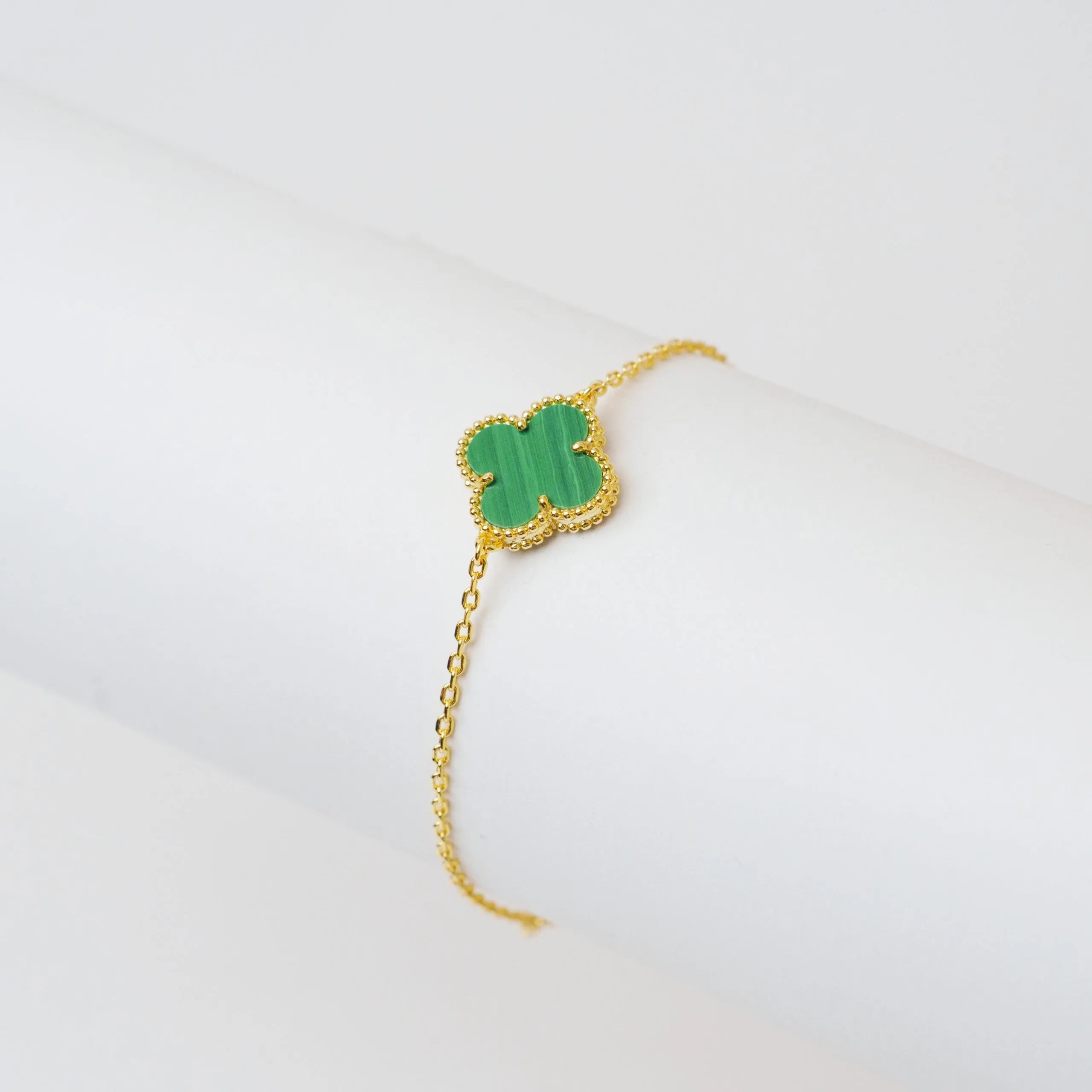 Alizia Single Clove Bracelet