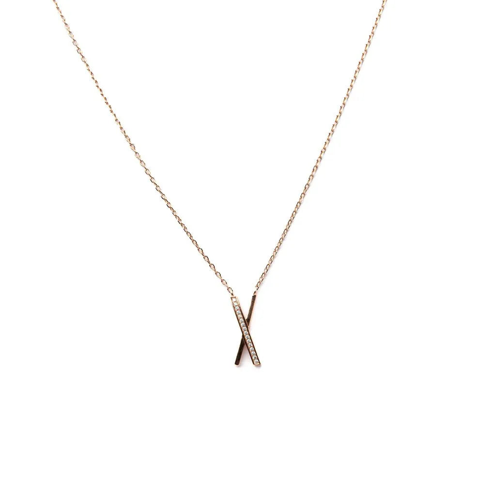 Alizia Large X Short Necklace