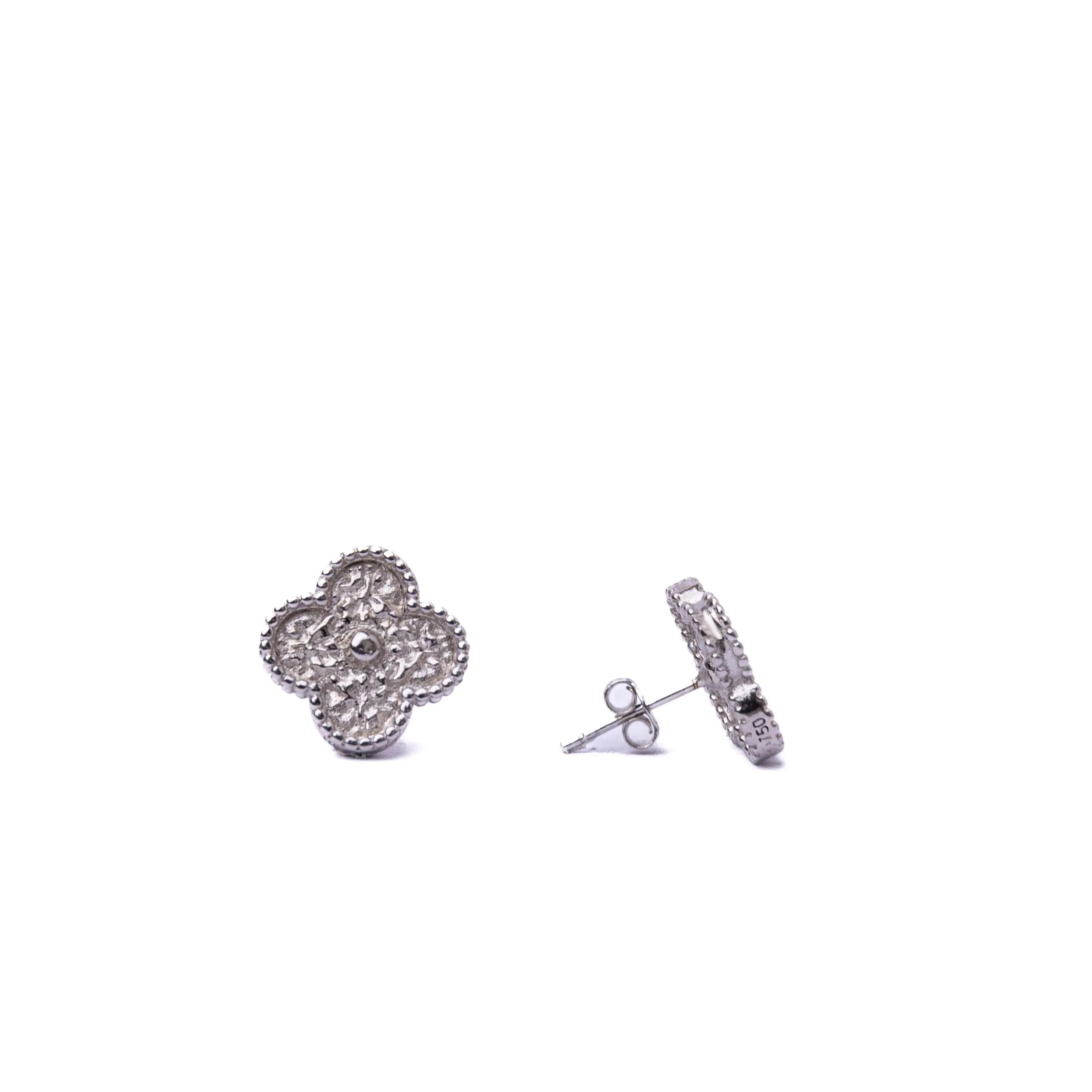 Alizia Matte Clove Stud Earring