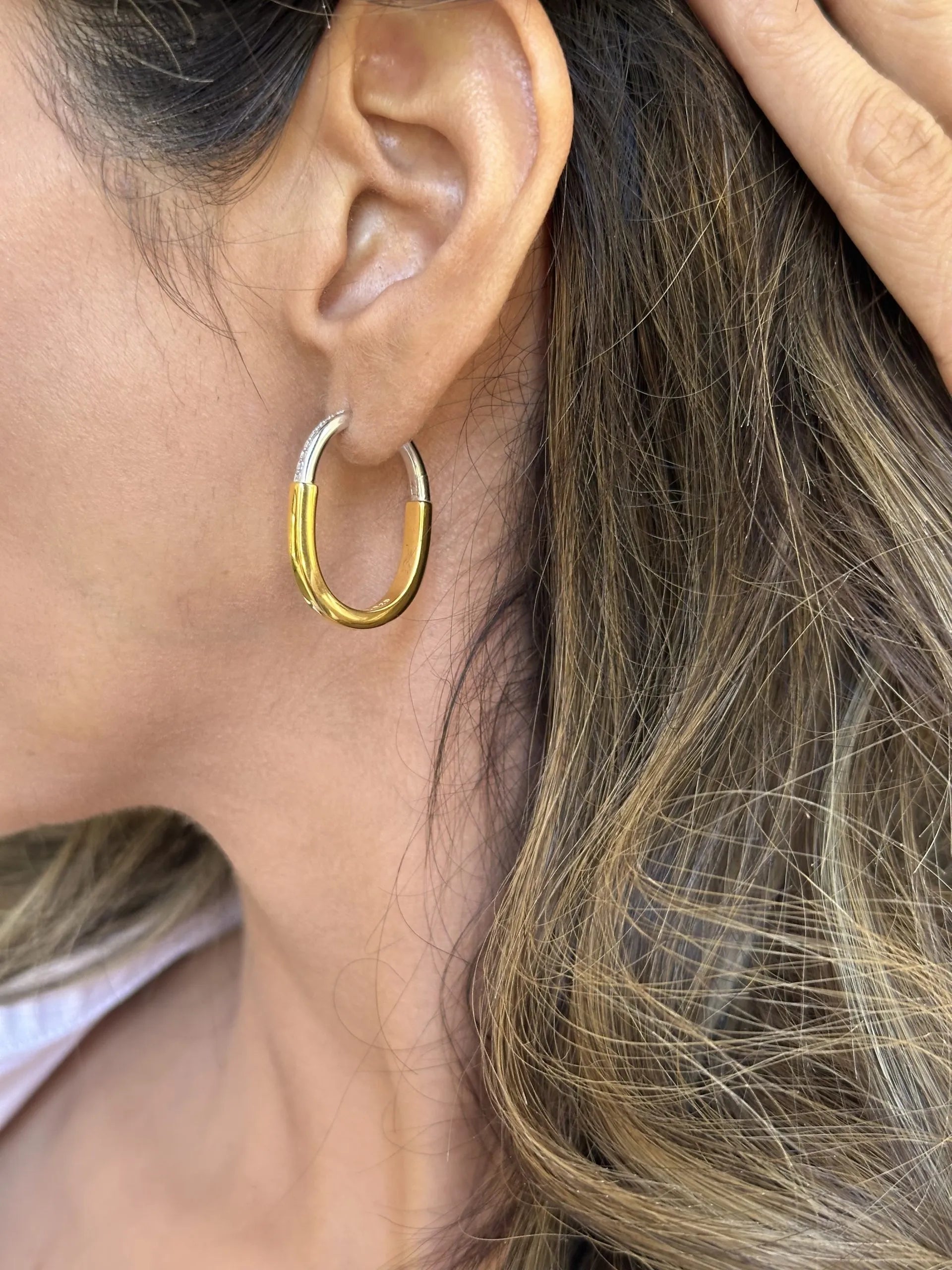 Alizia Tiffany Hoops