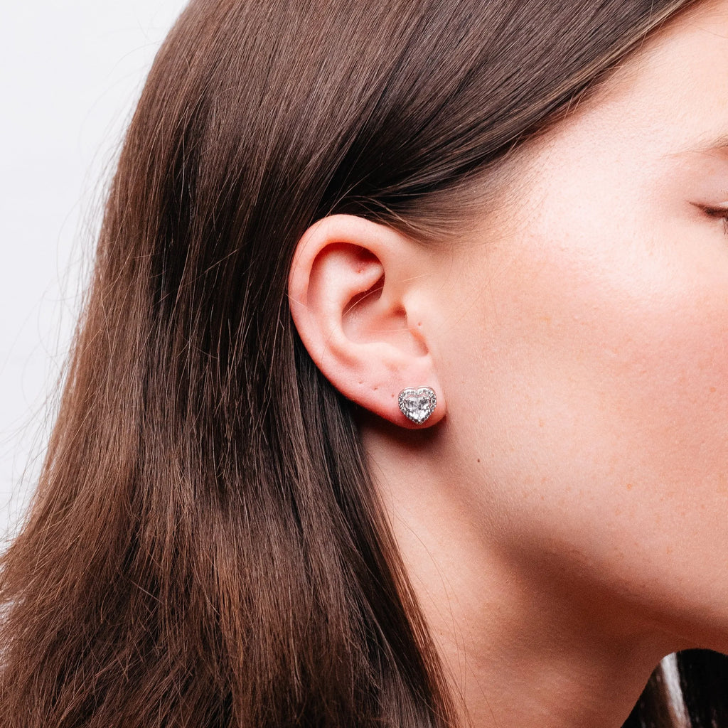 Alizia Heart Stud Stud Earrings