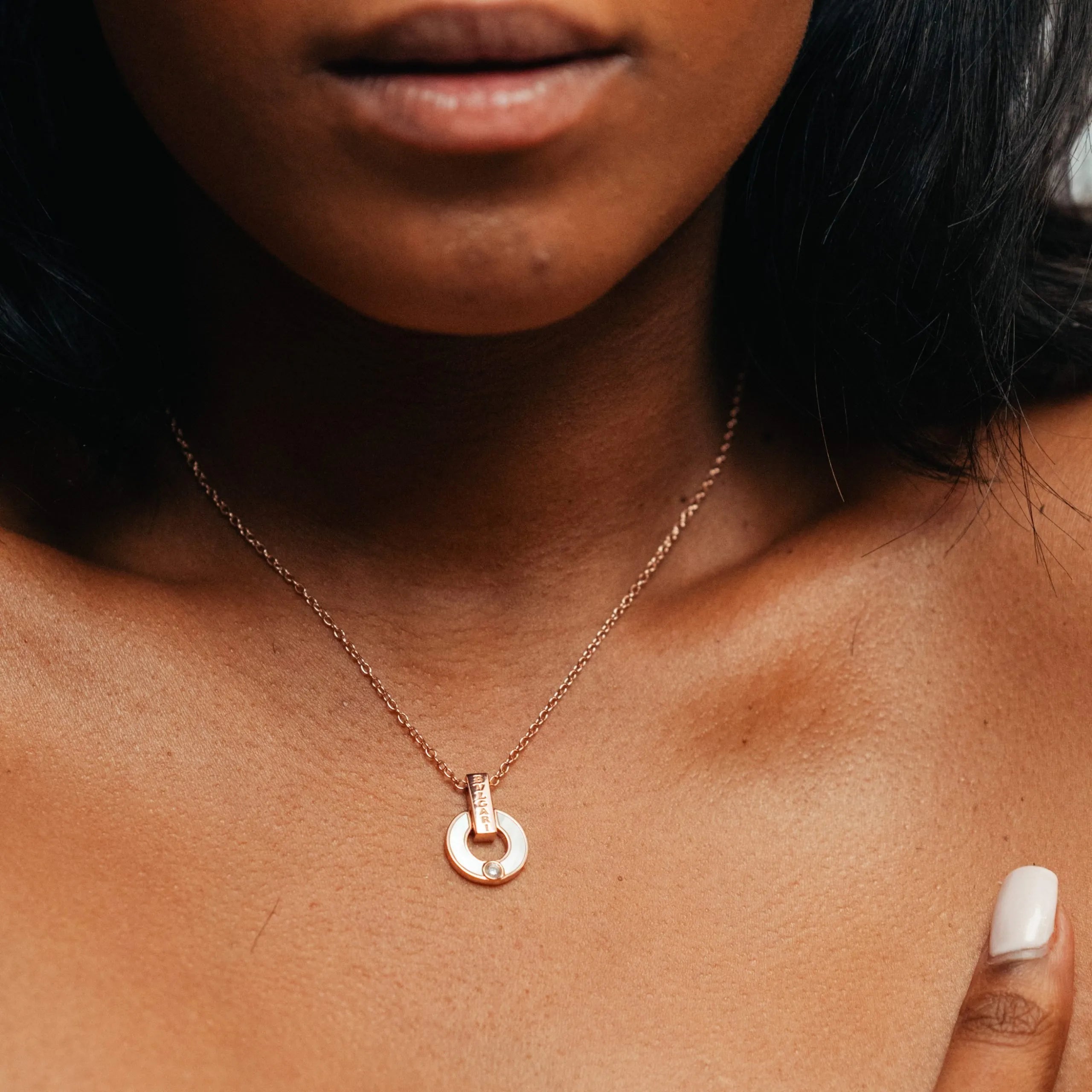 Alizia Bvlgari Round Hallow Short Necklace
